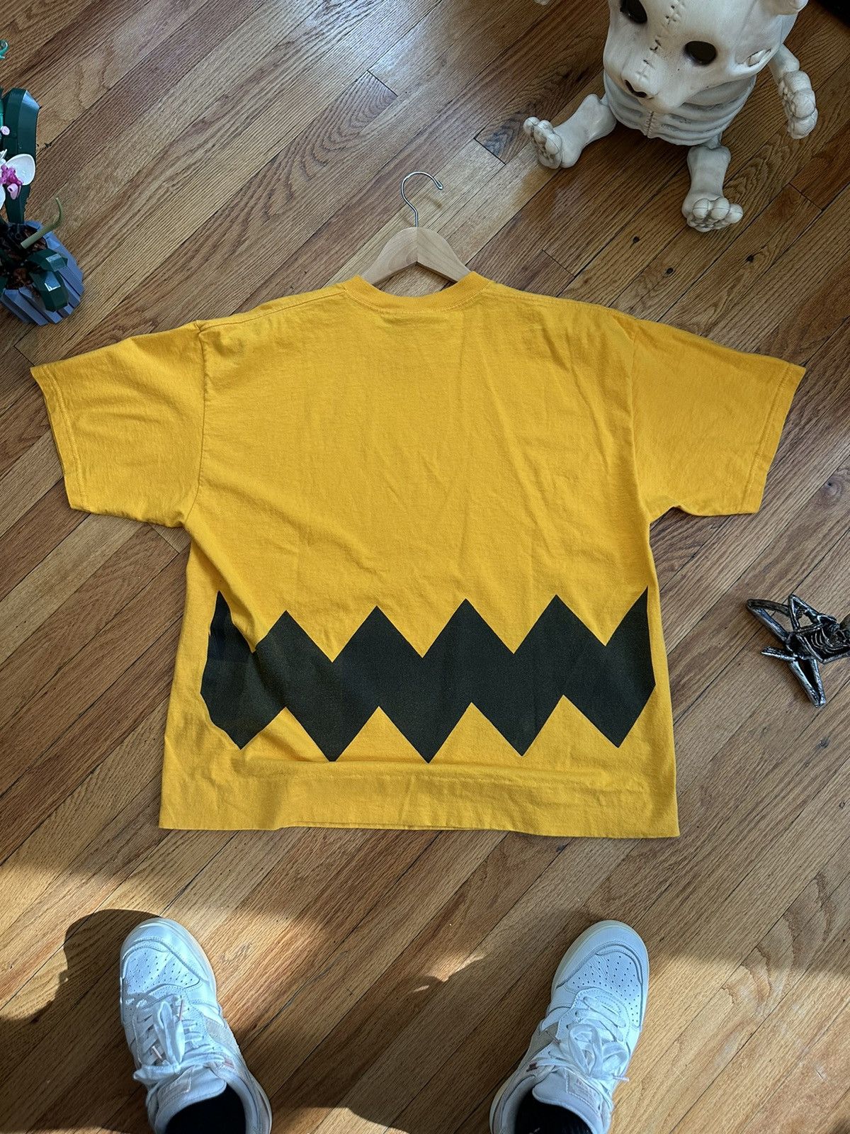 Peanuts × Vintage 90s Peanuts Charlie Brown Retro Wrap Around T-Shirt Size US XL / EU 56 / 4 - 2 Thumbnail