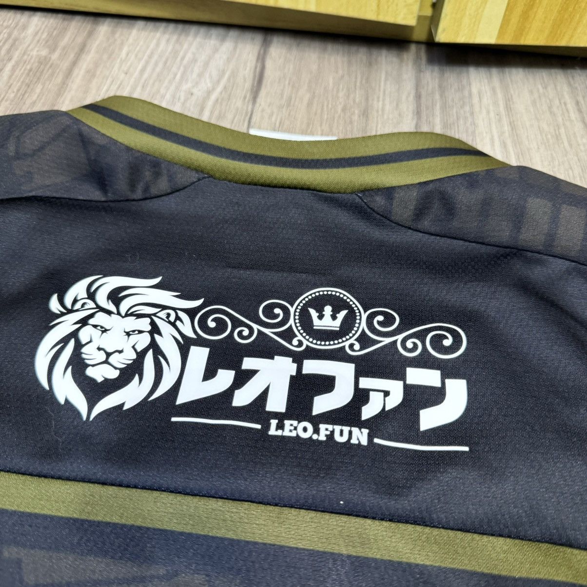 Mizuno Consadole sapporo 2024 away shirt Size US L / EU 52-54 / 3 - 7 Thumbnail