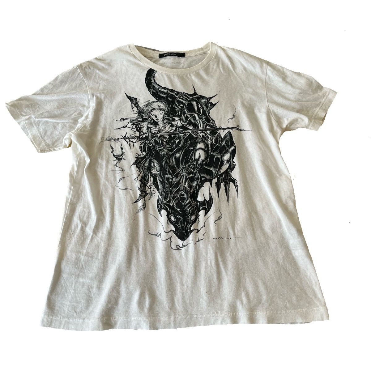 Yoshitako Amano Omens Tee