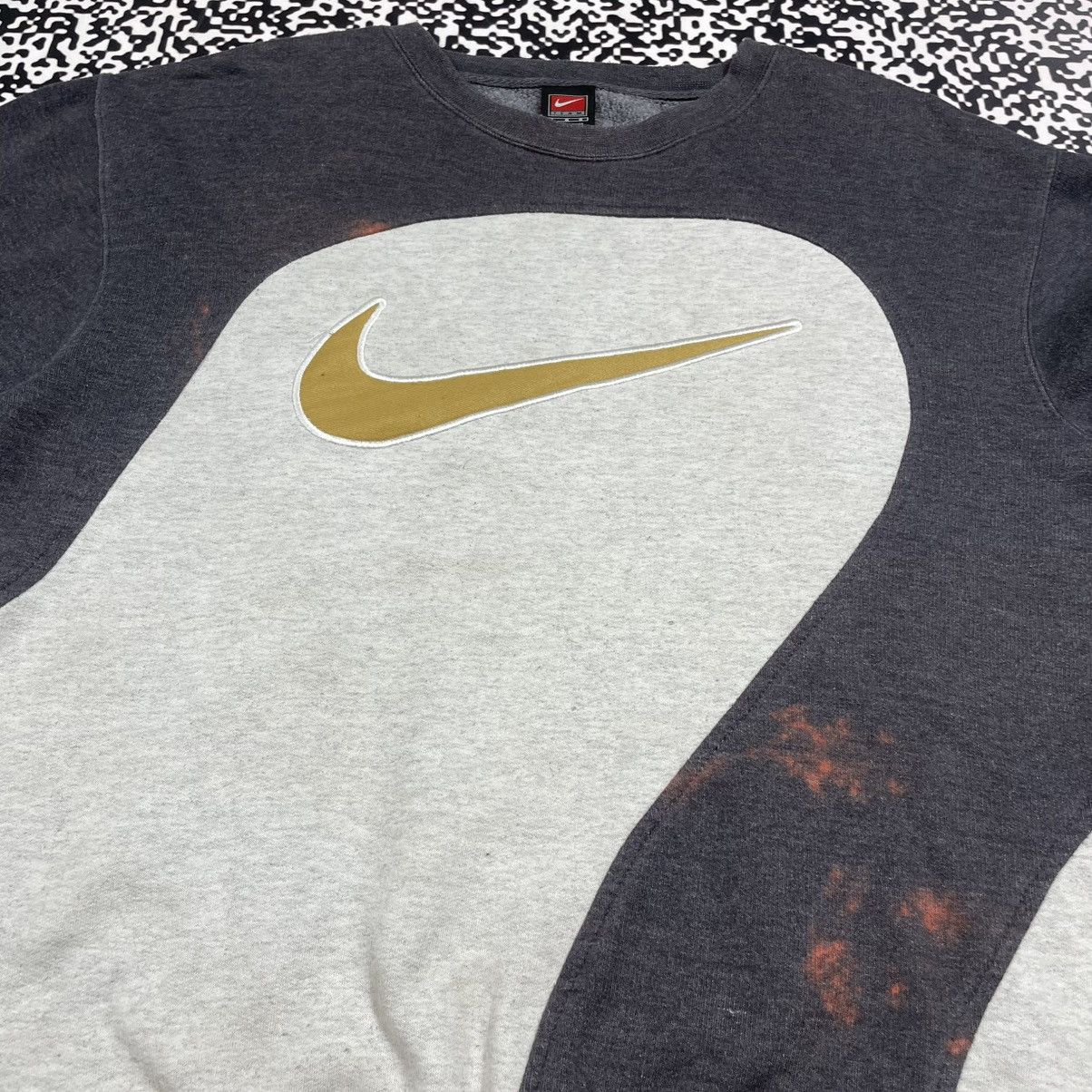 Nike Vintage 90s Nike Team Retro Rebone Distreessed Sweatshirt Size US L / EU 52-54 / 3 - 8 Thumbnail