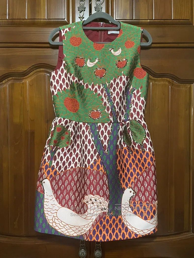 Valentino Valentino Embroidered dress Size S / US 4 / IT 40 - 1 Thumbnail