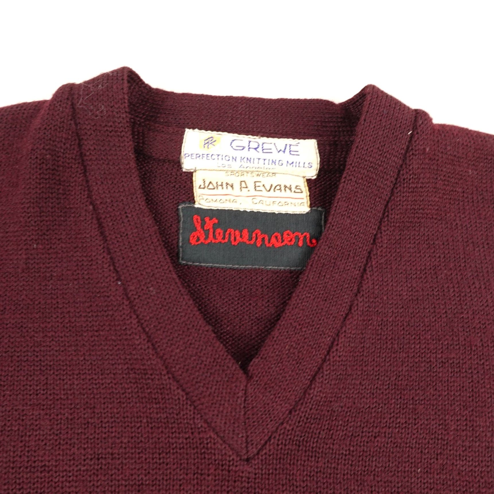 Vintage VINTAGE Grewe Sweater Mens Medium Burgundy Red Cable-Knit V-Neck Long Sleeve 70s Outdoor Size US M / EU 48-50 / 2 - 2 Thumbnail