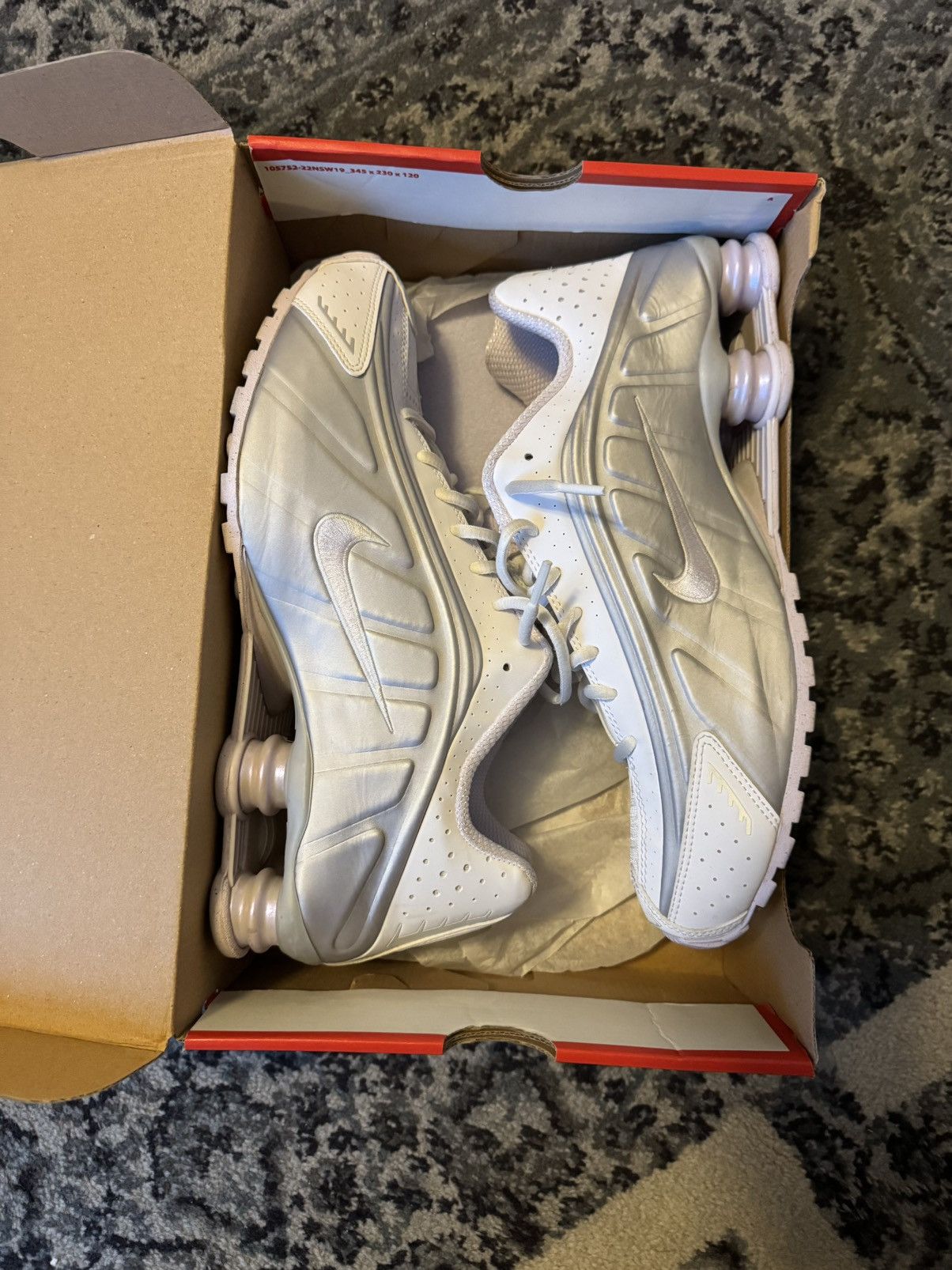 Nike Nike R4 Shox white Size US 11.5 / EU 44-45 - 1 Thumbnail