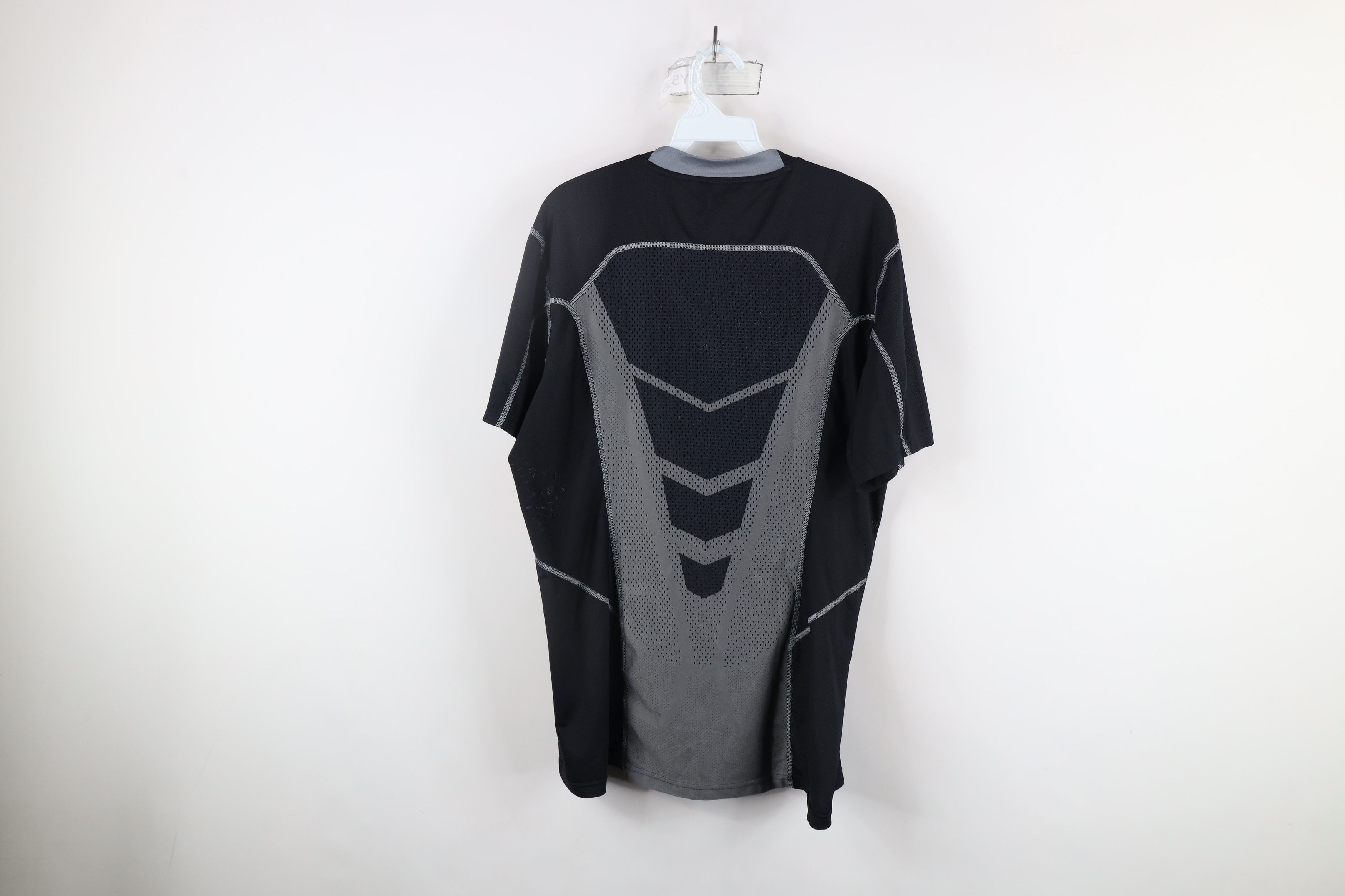 Nike × Vintage Nike Pro Compression Fitted Gym Training T-Shirt Black Size US L / EU 52-54 / 3 - 10 Thumbnail