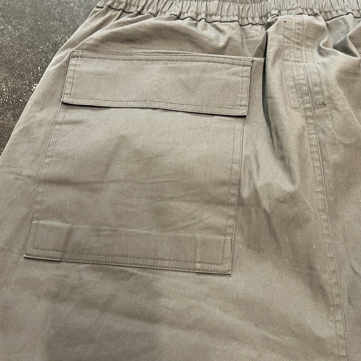 Rick Owens Rick Owens DRKSHDW Pod Shorts Grey Size US 42 / EU 58 - 7 Thumbnail