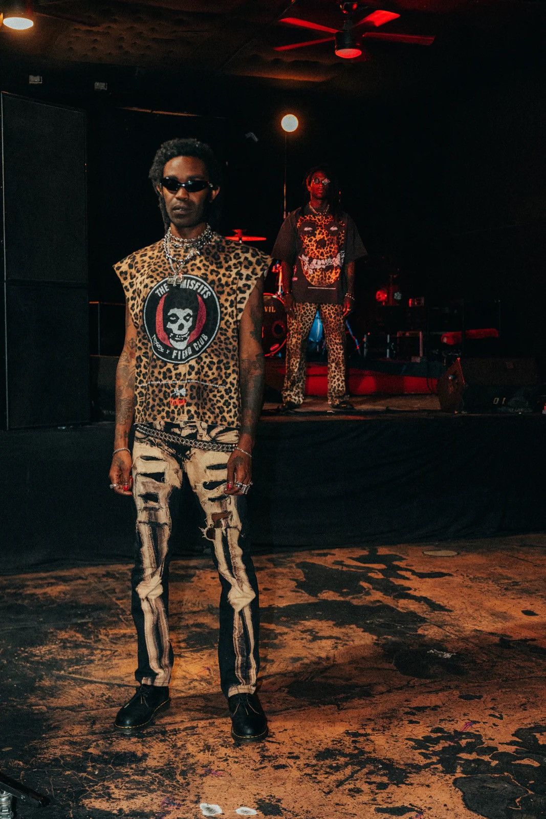 Civil Regime ROSES FIEND CLUB 199X RAW HEM CUT OFF TEE (LEOPARD) Size US S / EU 44-46 / 1 - 4 Thumbnail