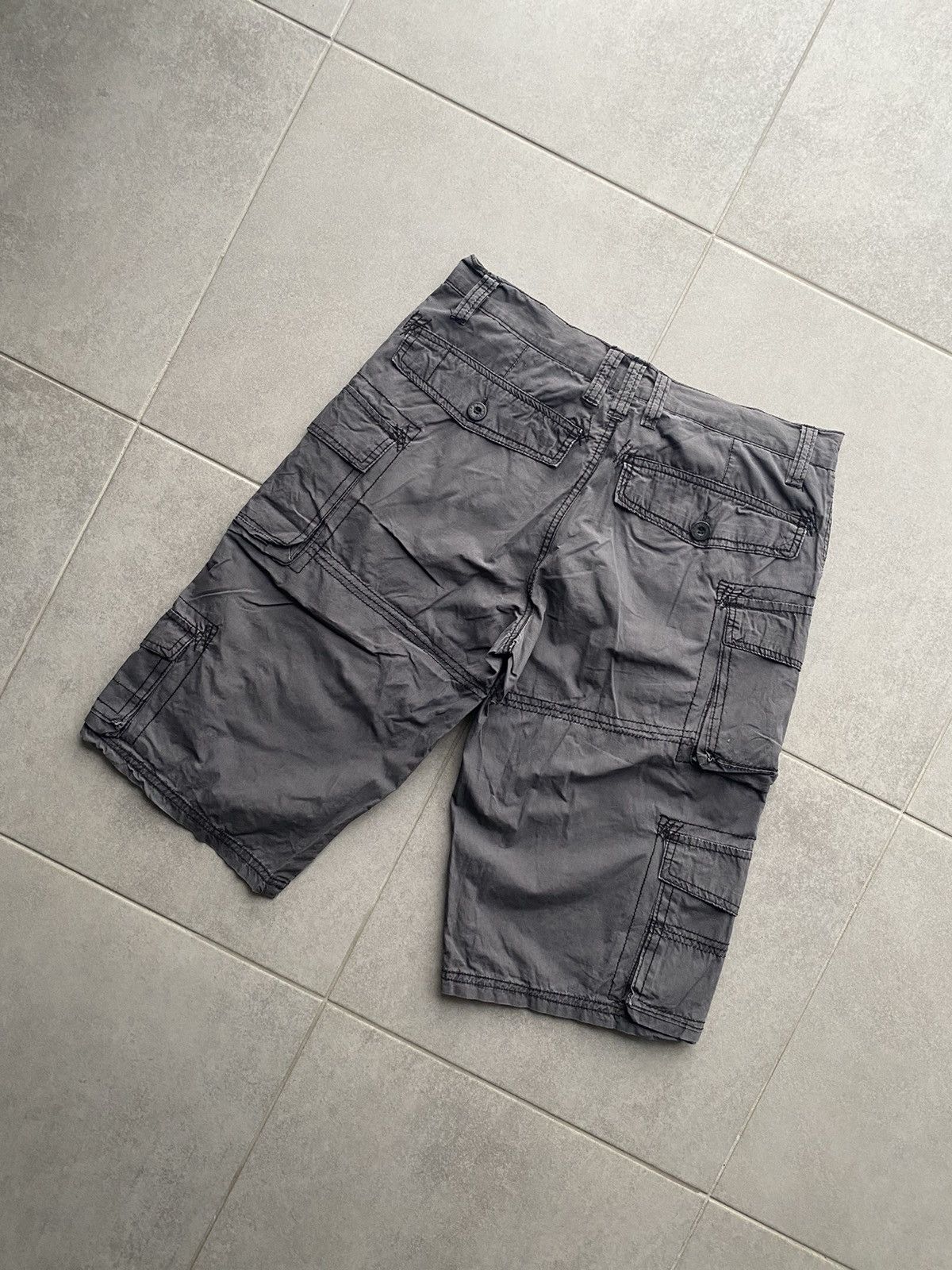 Vintage Vintage Cargo Shorts Size US 30 / EU 46 - 8 Thumbnail