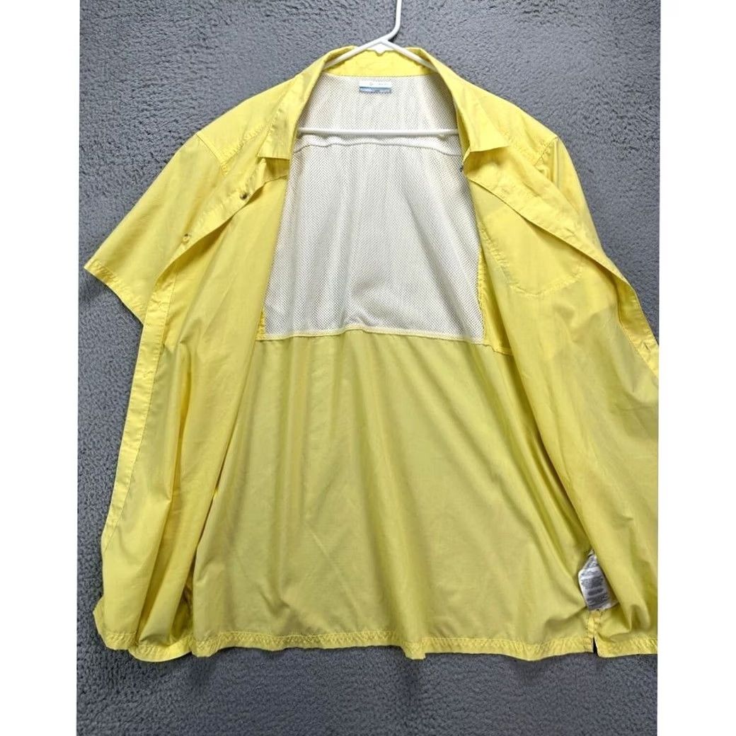 Vintage Columbia PFG Fishing Shirt Mens 2XL Yellow Short Sleeve Button-Up Vented Breathable Lightweight Pocketed 100% Polyester Size US XXL / EU 58 / 5 - 3 Thumbnail