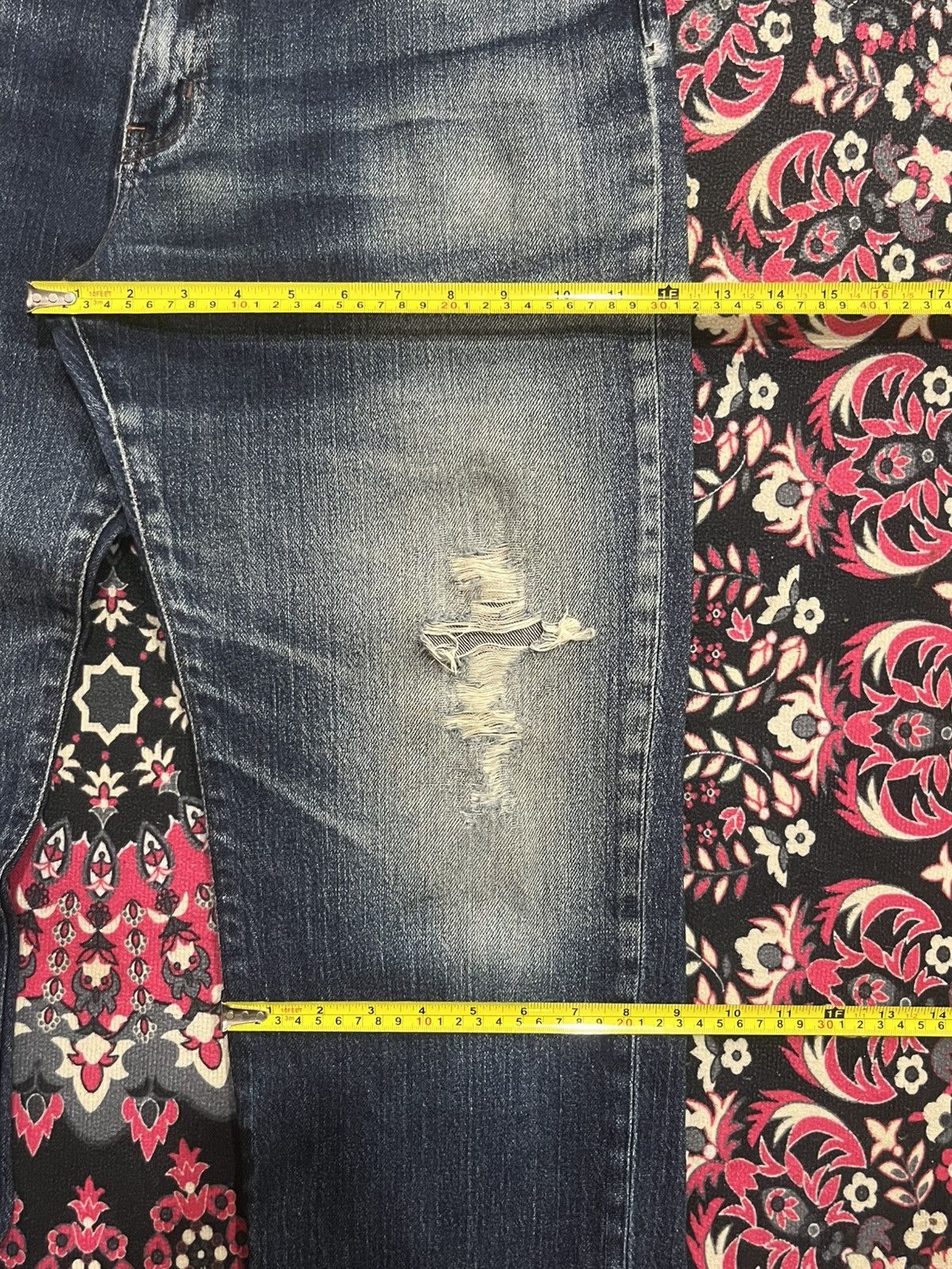 Jun Takahashi ⚡️Vintage⚡️Uniqlo UJ Dark Blue Washed Distressed Frayed Jeans Size US 33 - 15 Thumbnail