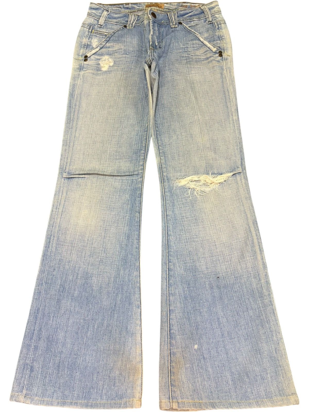 Diesel Vintage Yanuk Distressed Low Rise Flare Jeans Size 28" / US 6 / IT 42 - 1 Thumbnail