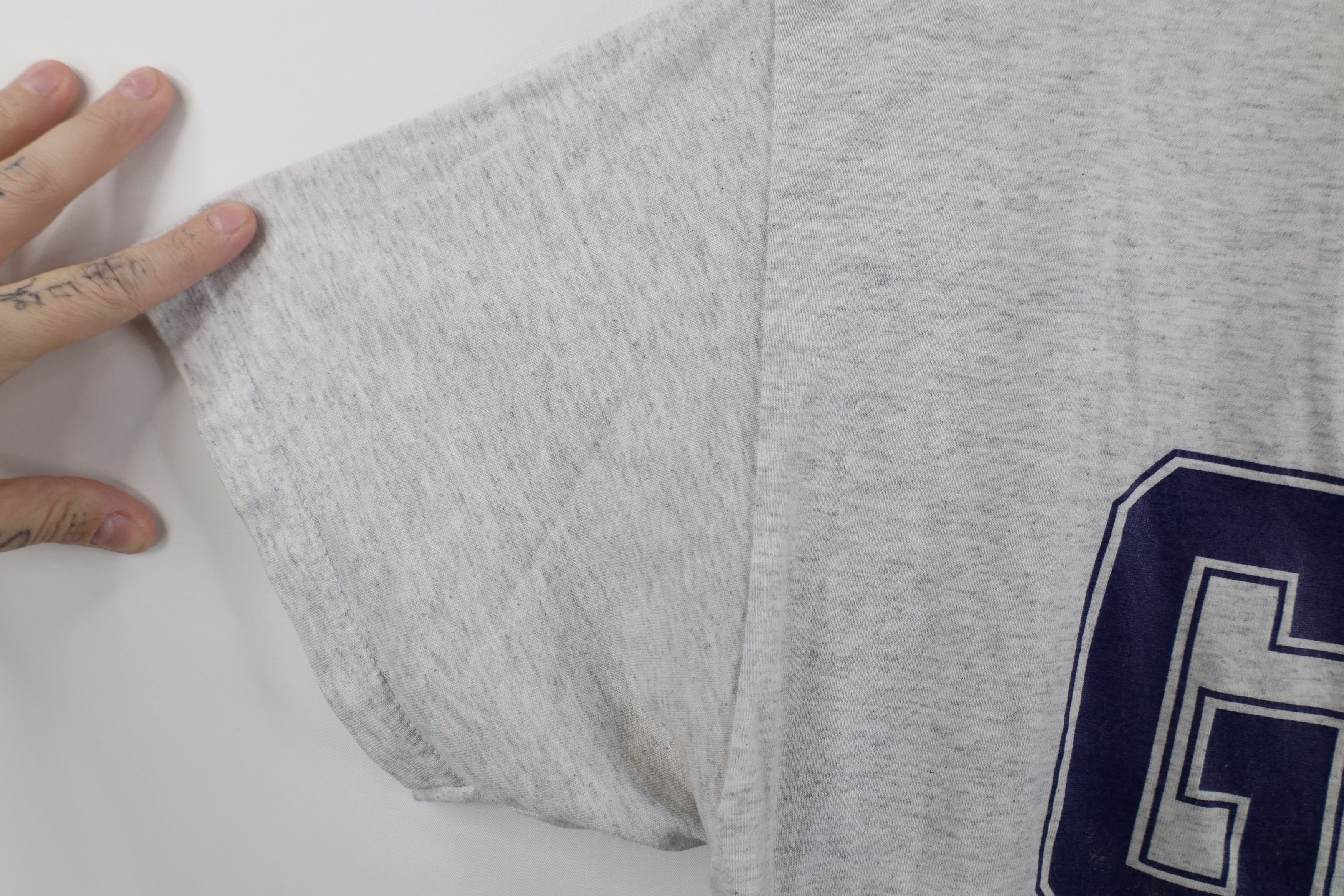 Vintage Vintage 90s Streetwear GAP God Answers Prayers T-Shirt Size US L / EU 52-54 / 3 - 8 Thumbnail