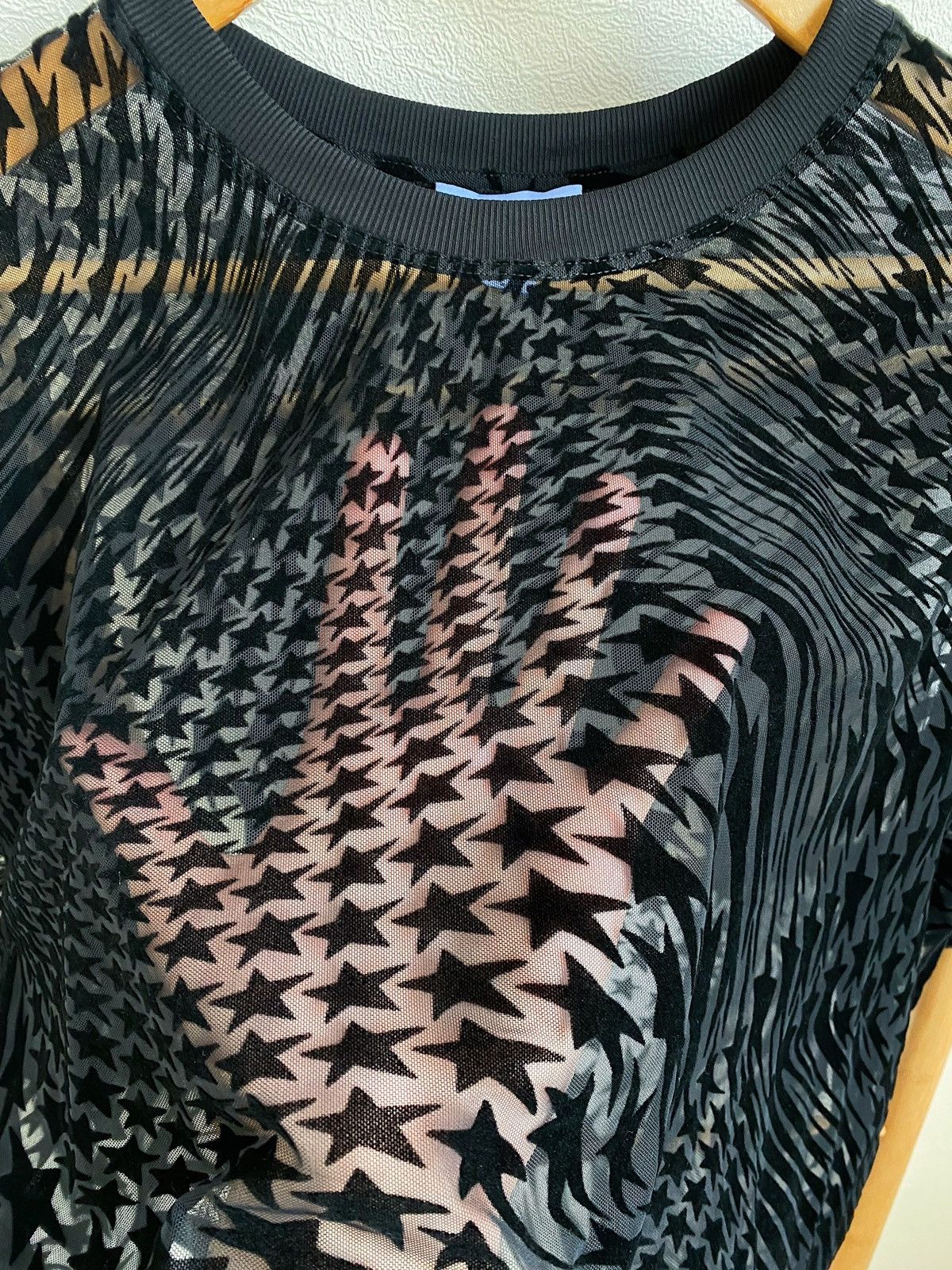 Mugler Mugler x H&M Swirling Star Mesh T-Shirt Size US XXL / EU 58 / 5 - 18 Thumbnail