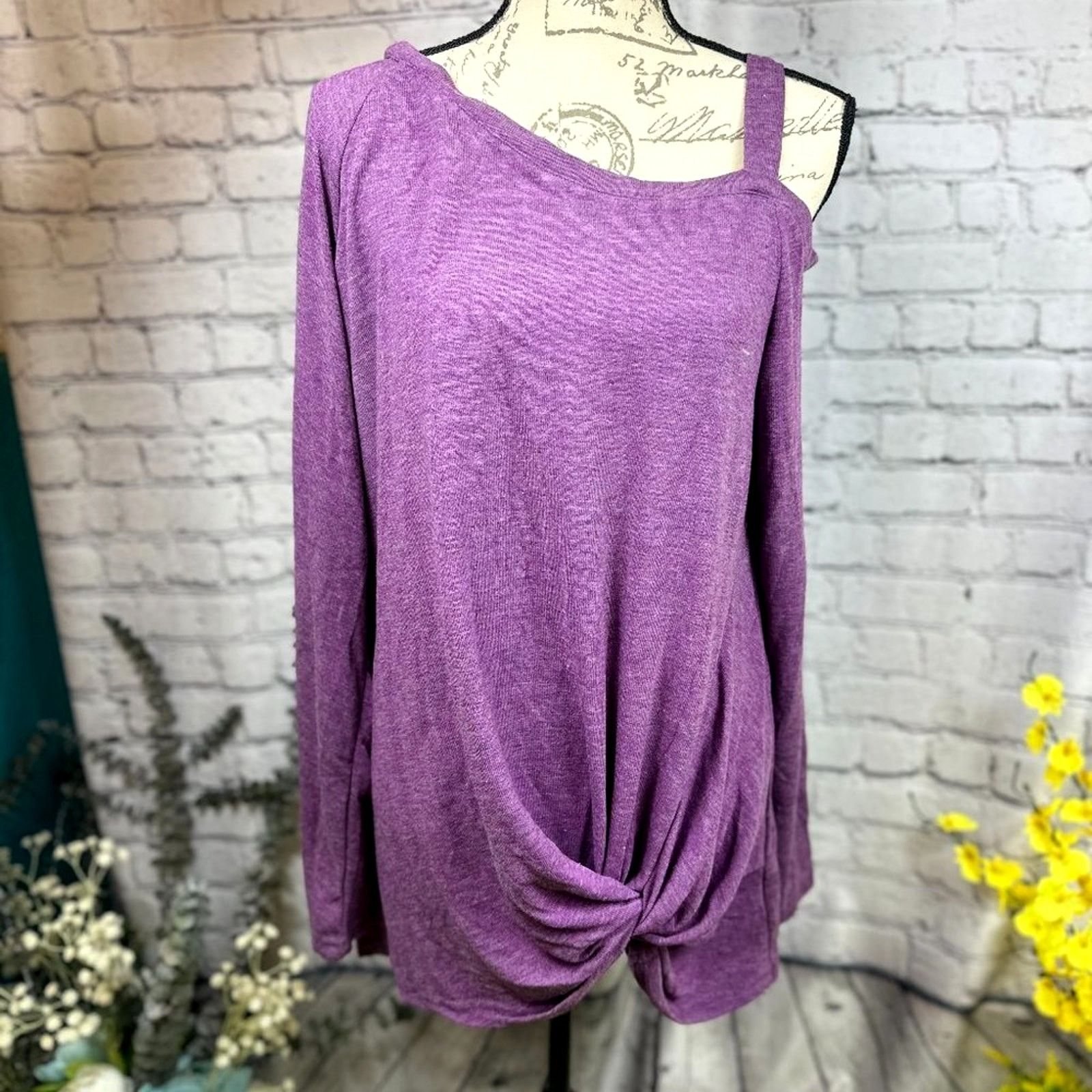 Other Leo Rossi Cold Shoulder Twist Front Top Tunic Blouse Plum XL Size XL / US 12-14 / IT 48-50 - 2 Thumbnail