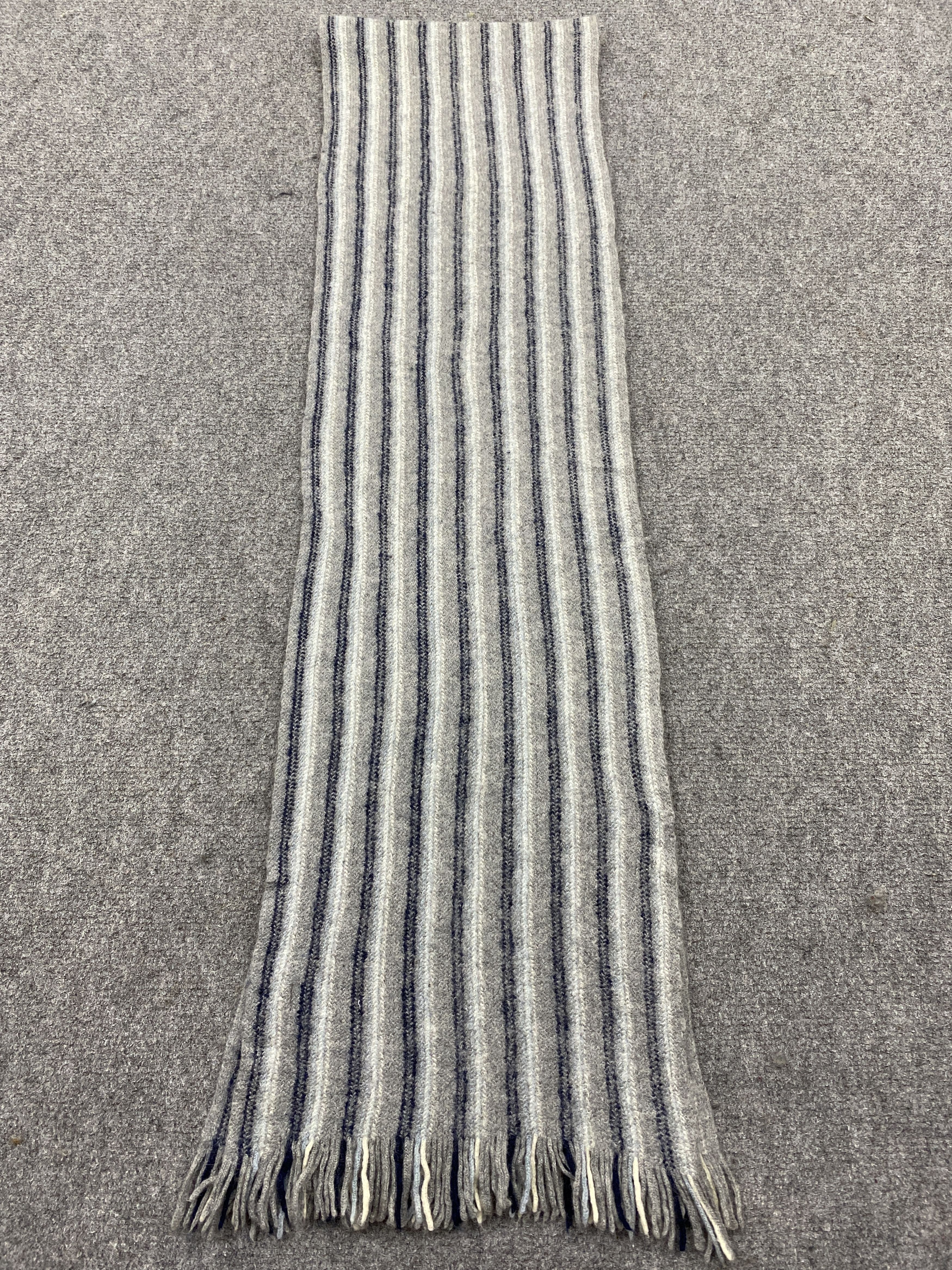 Chaps Ralph Lauren Chaps Ralph Lauren Scarf / Muffler / Neckwear SC0211 Size ONE SIZE - 3 Thumbnail