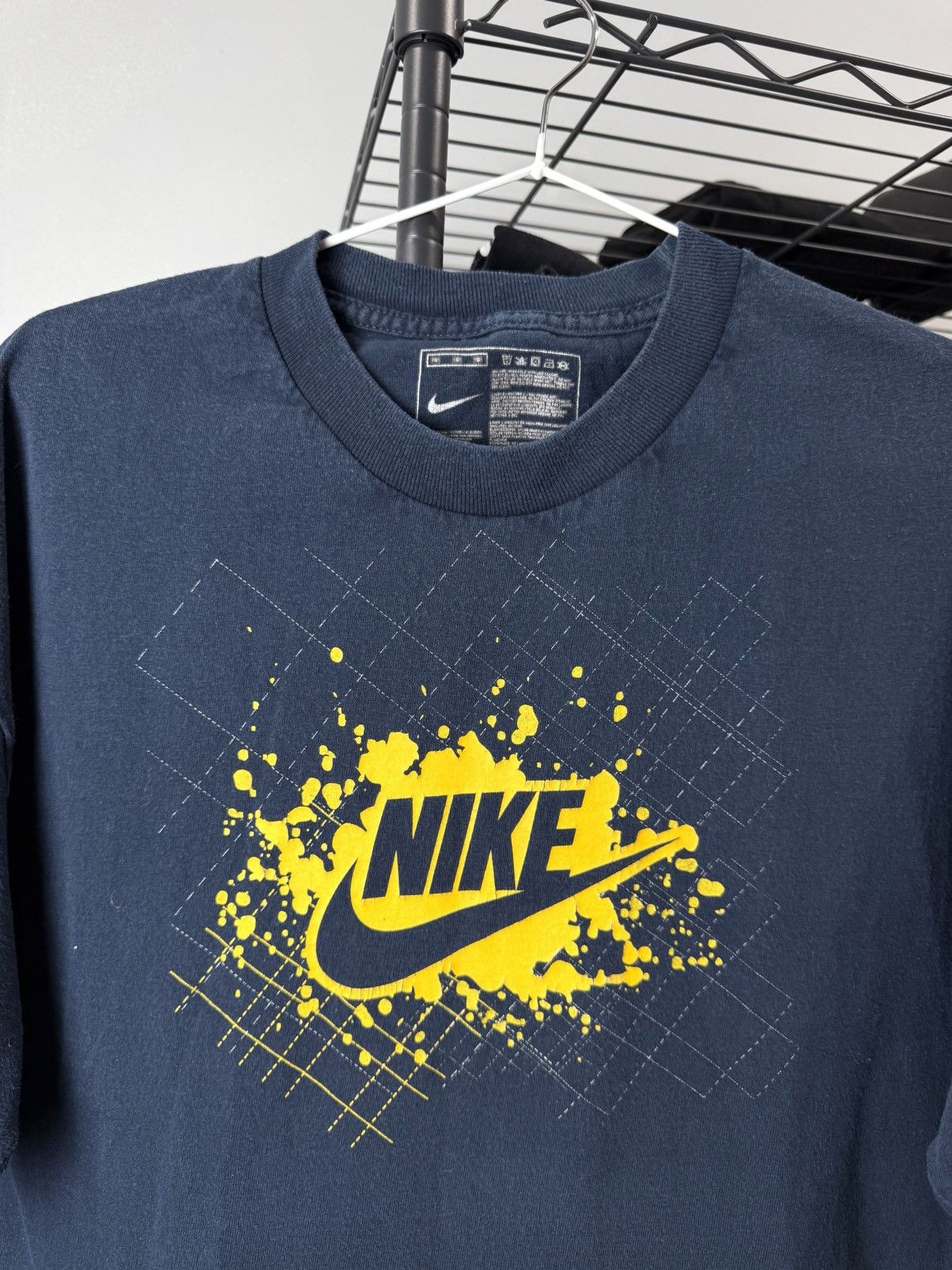 Nike 2000’s Vintage Nike T Shirt Big Logo Size US L / EU 52-54 / 3 - 2 Thumbnail