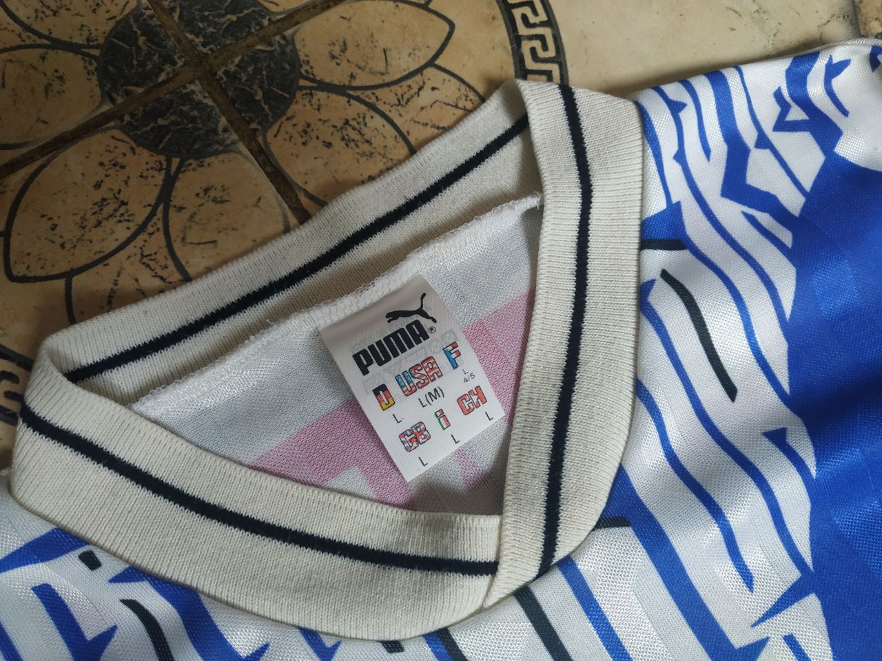 Puma Vintage 90s Puma Football Jersey Made in Germany L Size US L / EU 52-54 / 3 - 7 Thumbnail