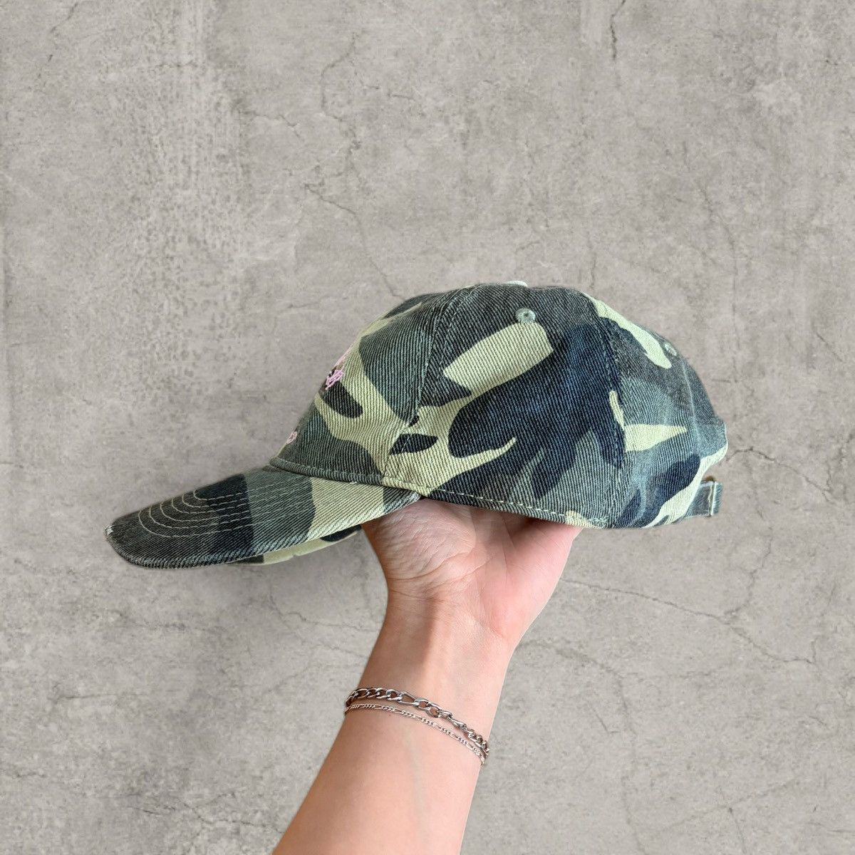 Japanese Brand Cool vintage style cap, camo in khaki green. One size Size ONE SIZE - 2 Thumbnail