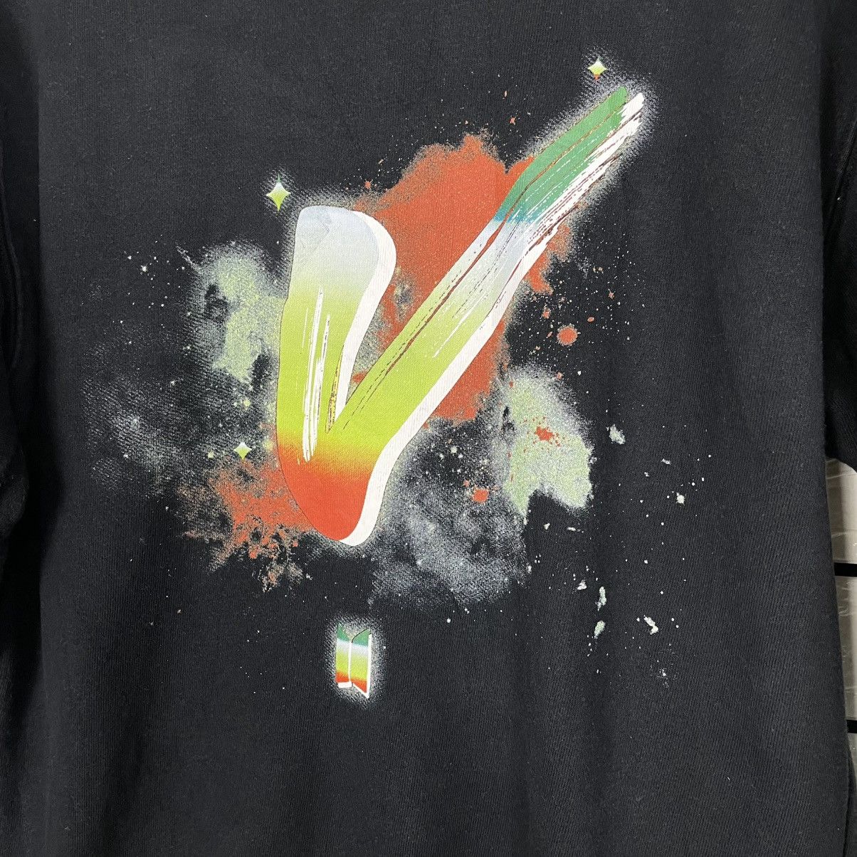 Japanese Brand Big Hit Entertainment Big Logo Sweatshirt Size US S / EU 44-46 / 1 - 10 Thumbnail