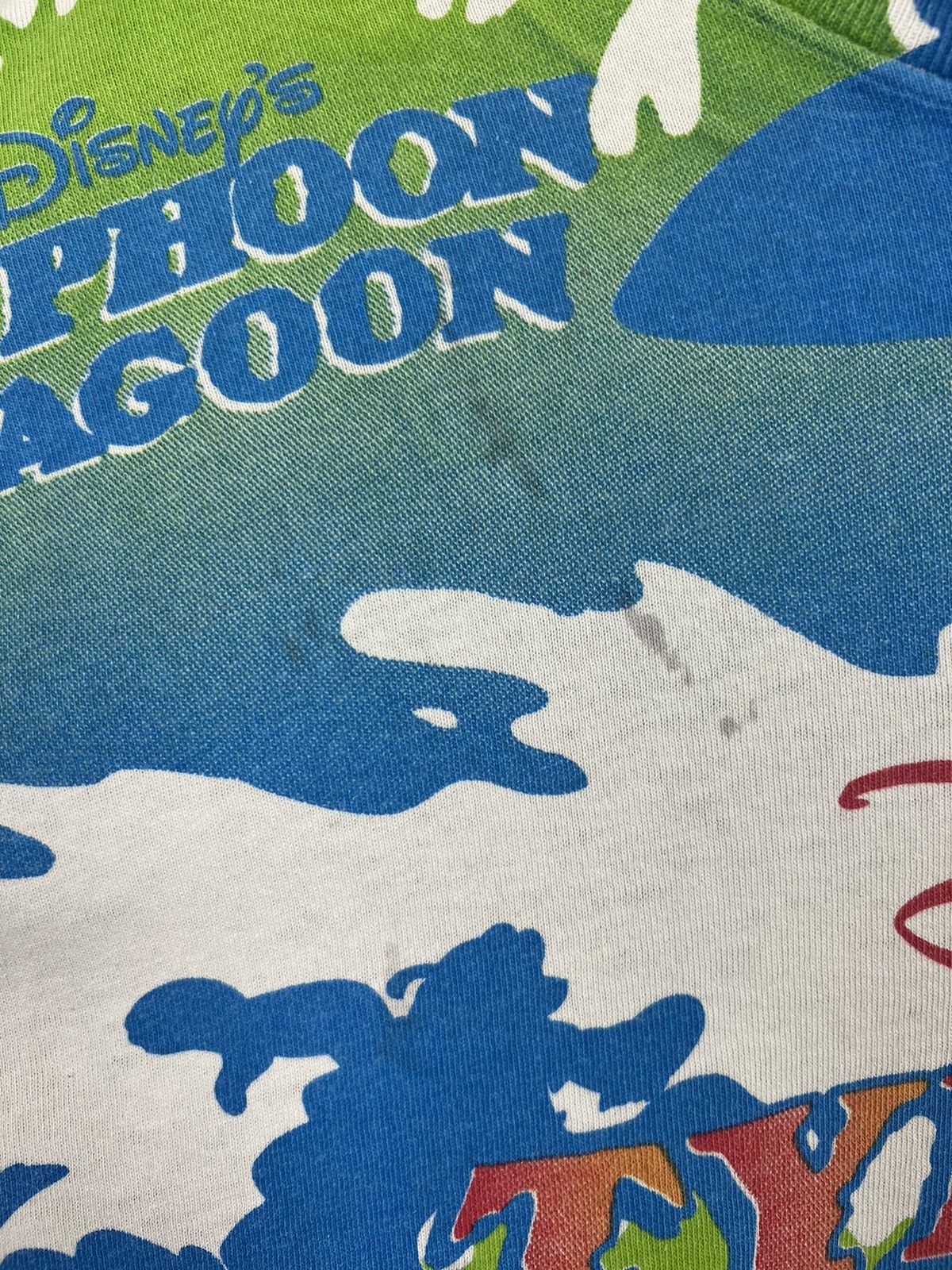 Disney × Vintage Vintage 90s Disney Typhoon Lagoon All over print Tee Size US L / EU 52-54 / 3 - 9 Thumbnail
