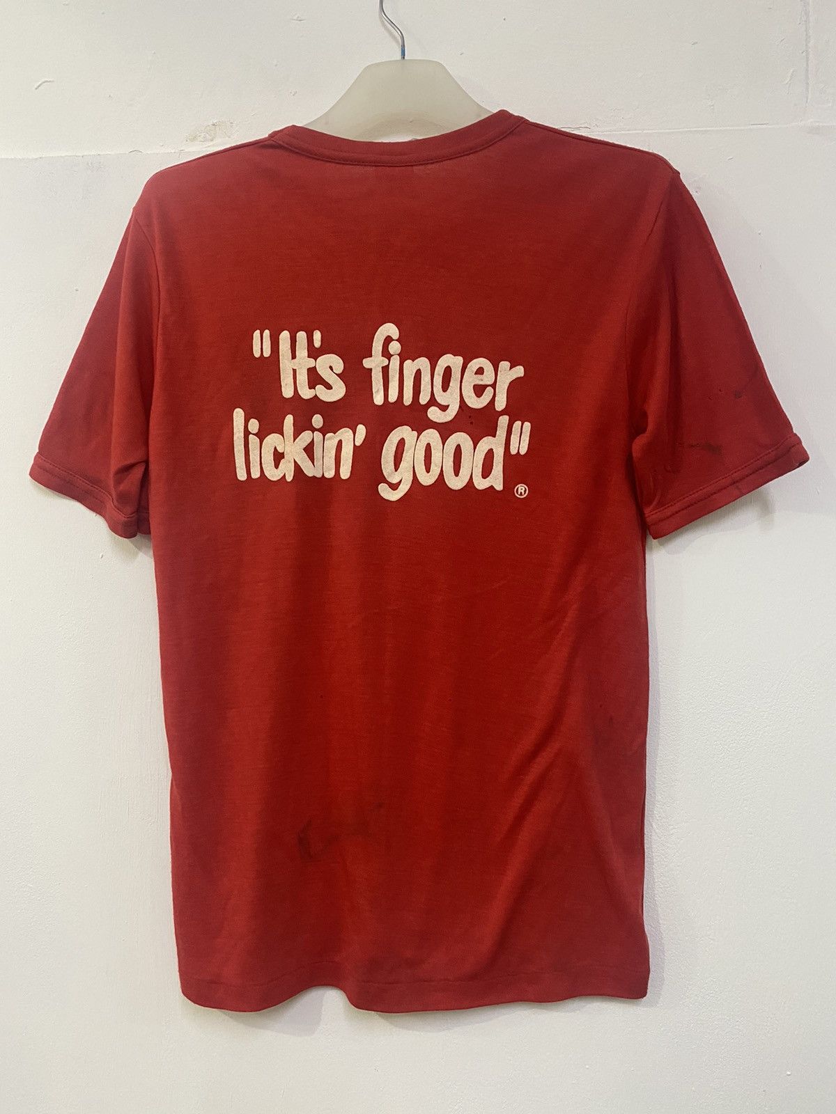 Vintage 💥OFFER PRICE💥VINTAGE 80s THRASHED KFC ITS FINGER LICKIN GOOD Size US M / EU 48-50 / 2 - 7 Thumbnail