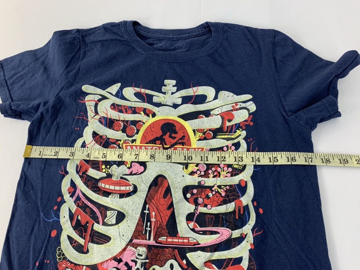 Vintage Ricky & Morty American Sitcom Rib Bone Anatomy Screen Tee Size US S / EU 44-46 / 1 - 6 Thumbnail