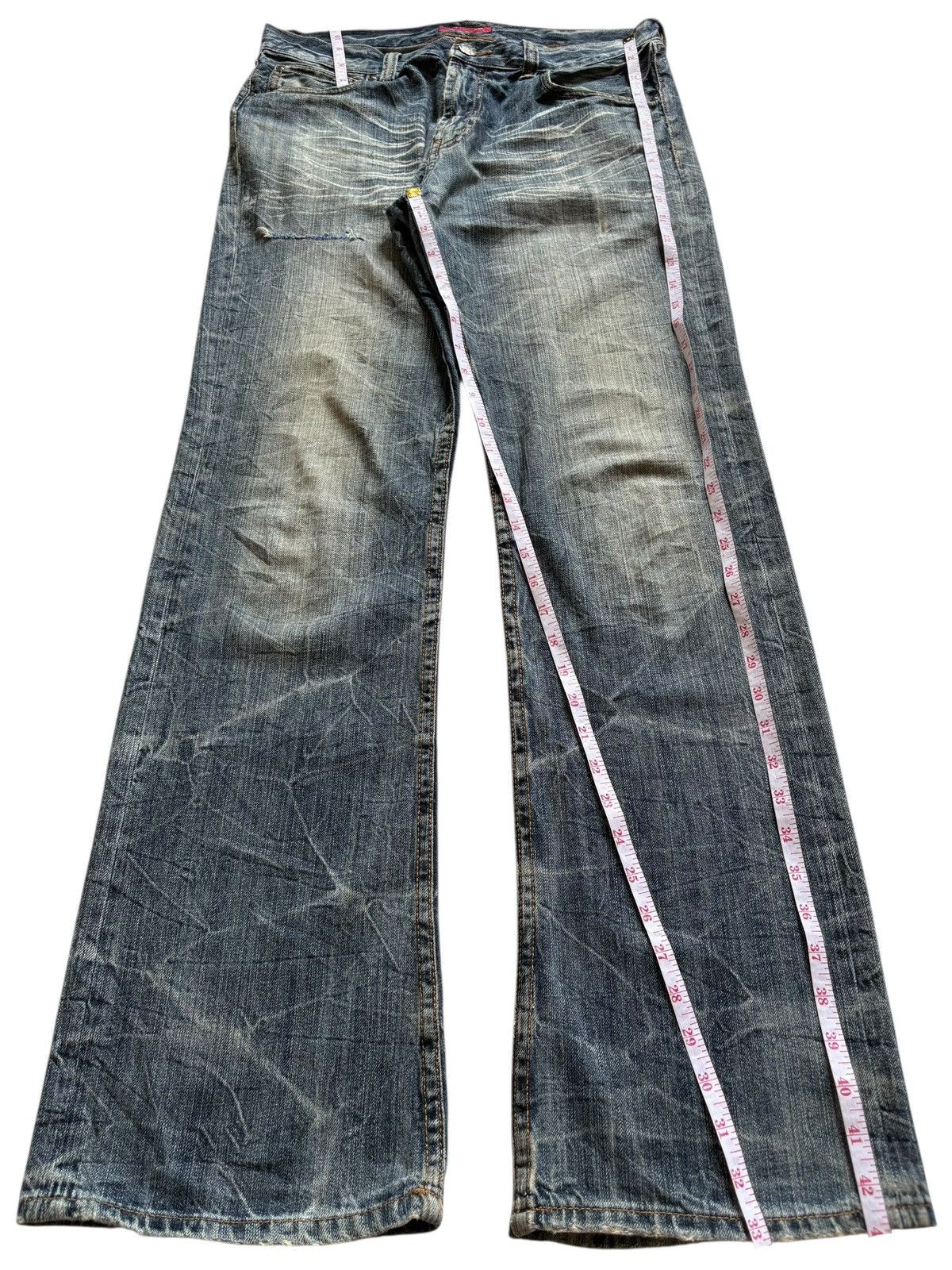 Japanese Brand Vintage Japanese Brand Crack Wash Distressed Flare Jeans Size US 32 / EU 48 - 15 Thumbnail