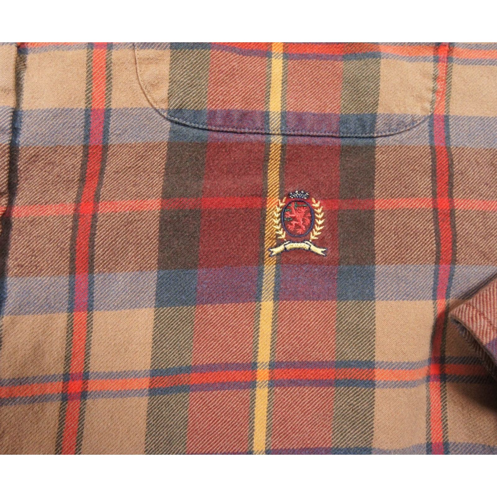 Tommy Hilfiger VINTAGE Tommy Hilfiger Button-Up Shirt Mens Medium Brown Long Sleeve Crest Logo 90s Size US M / EU 48-50 / 2 - 3 Thumbnail