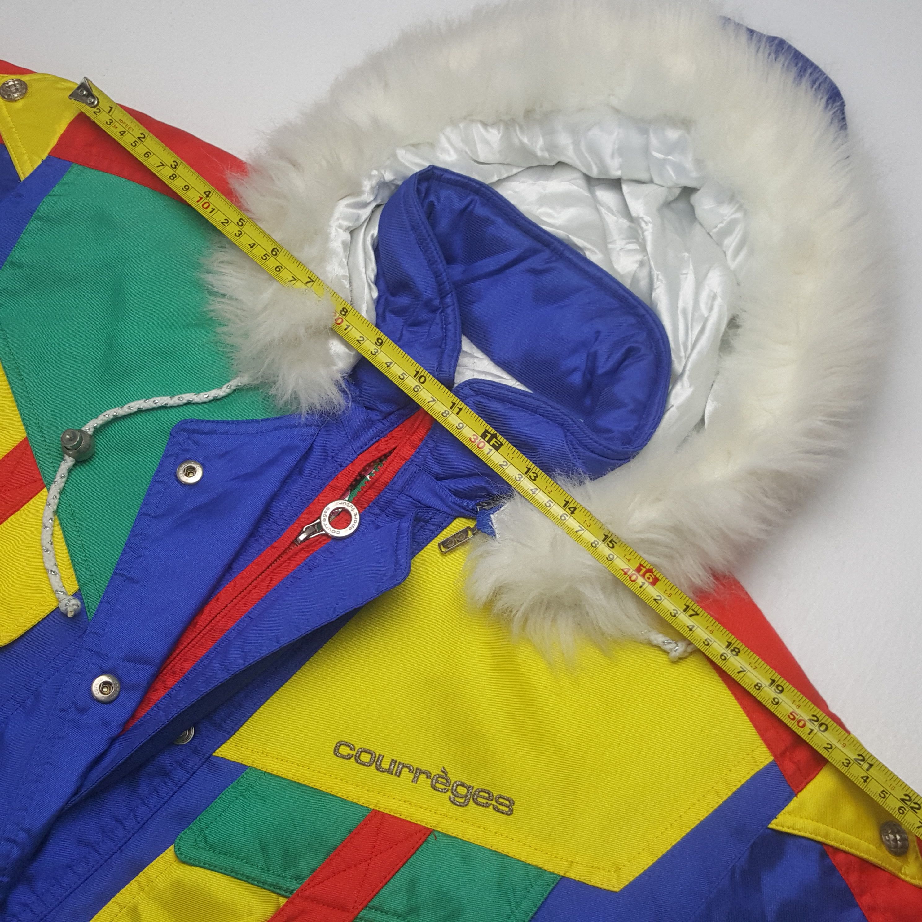 Courreges Vintage Courreges Ski Sport Winter Jacket C309N21 Size US M / EU 48-50 / 2 - 5 Thumbnail