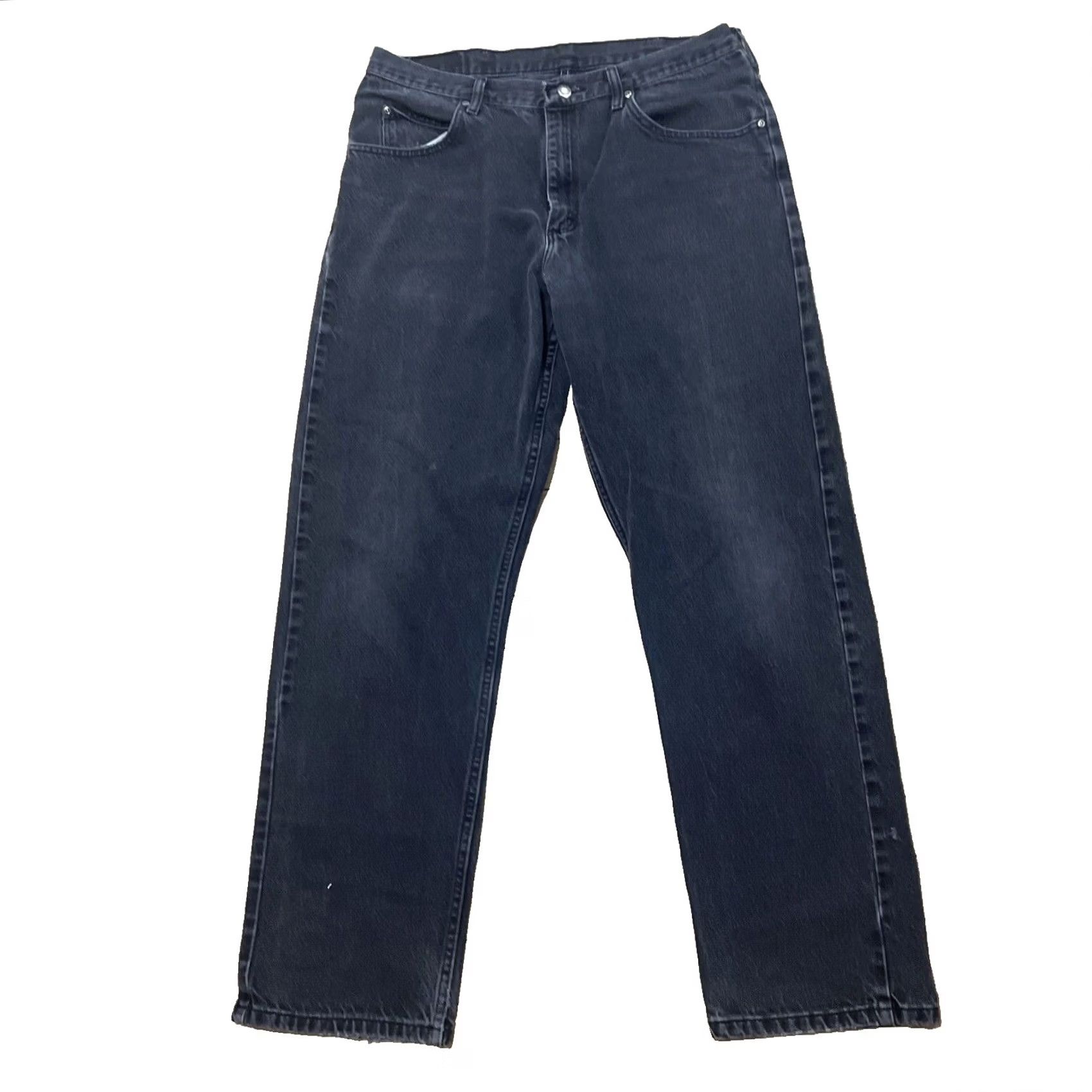 Wrangler VINTAGE Wrangler Jeans Mens 36x32 Relax Y2k Black Fade Wide Straight Denim Jeans Size US 36 / EU 52 - 2 Thumbnail
