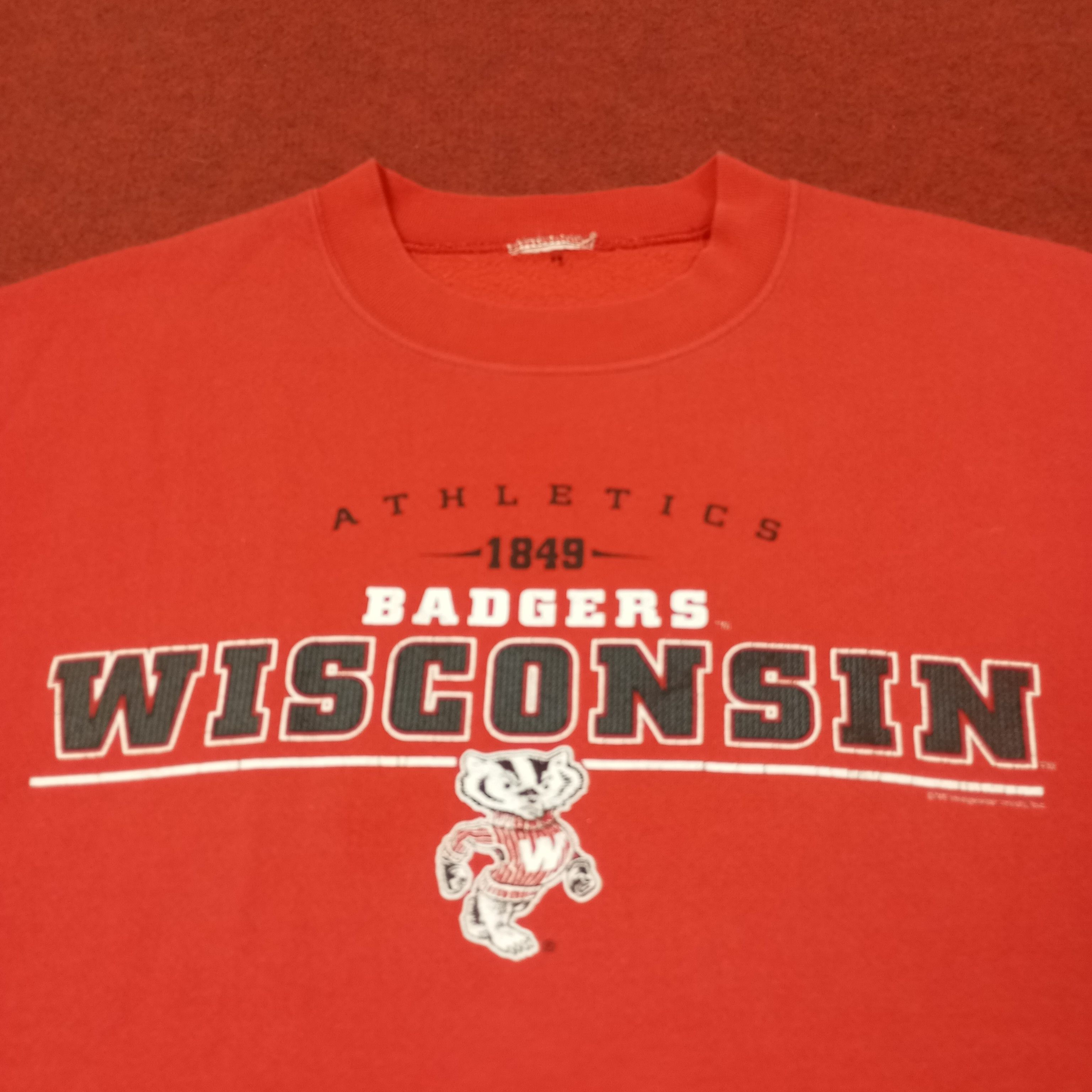 Vintage Badgers Wisconsin Football Team Vintage Sweatshirt c248n3 Size US XXL / EU 58 / 5 - 2 Thumbnail