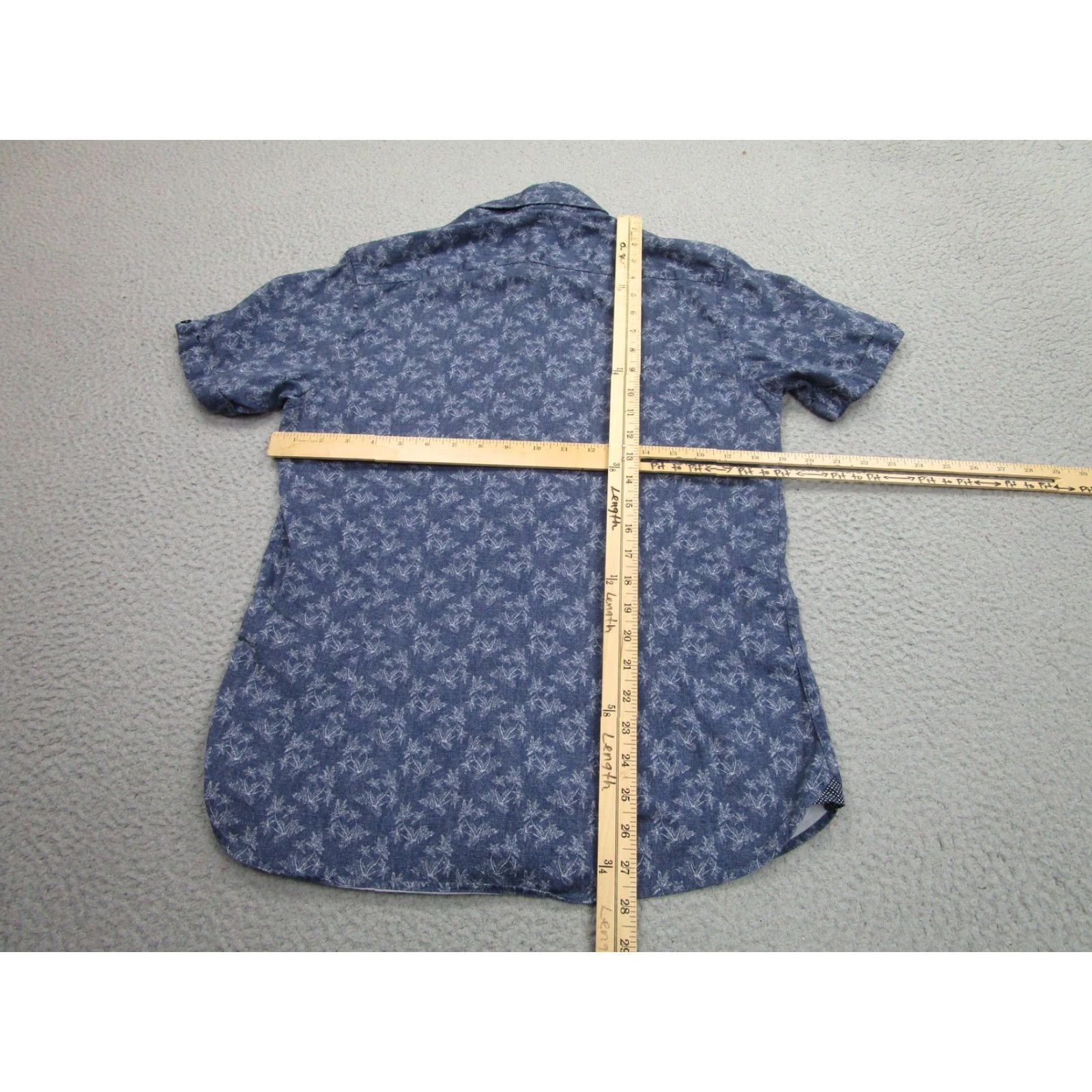 Ted Baker Ted Baker Shirt Mens Medium Blue Chambray Floral Print Short Sleeve Button Front Size US M / EU 48-50 / 2 - 7 Thumbnail