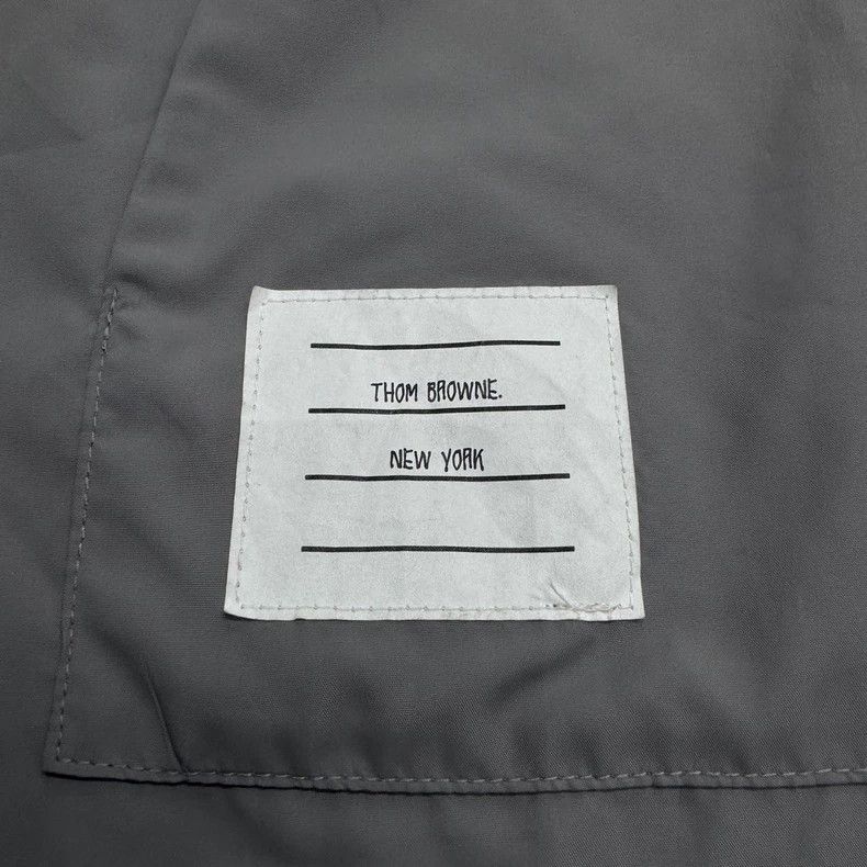 Thom Browne Thom Browne Striped windbreaker jacket 2503-Nextarrow Size US XXS / EU 40 - 4 Thumbnail