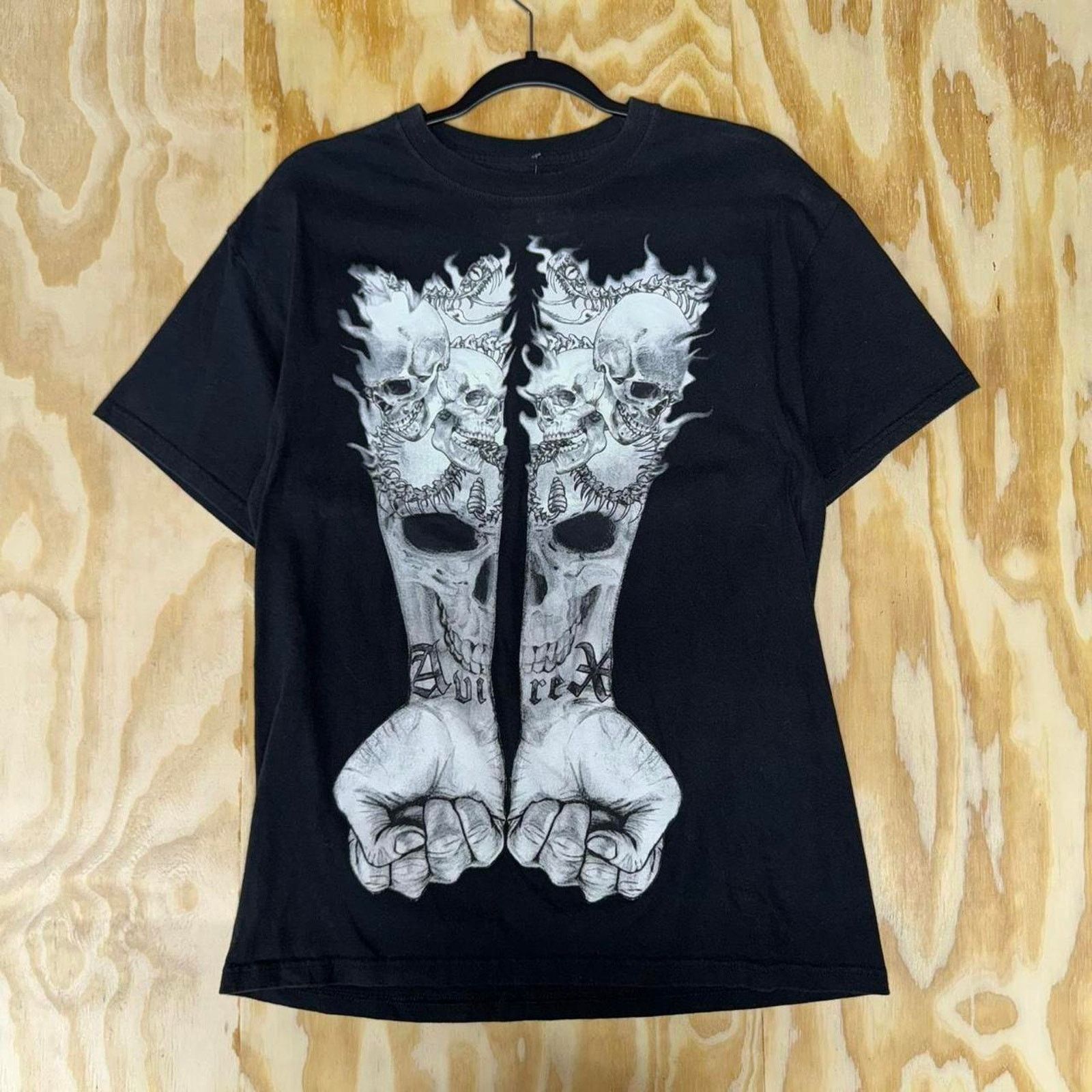 Avirex Medium -Vintage y2k avirex tattoo grunge skull snake 00s tee Size US M / EU 48-50 / 2 - 1 Thumbnail