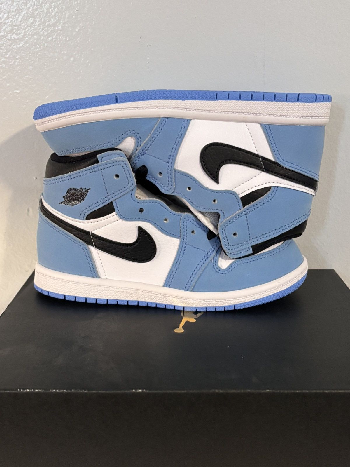 Jordan Brand × Nike Air Jordan 1 High University Blue Sz 10C Toddler AQ2665-134 Size US 10 / EU 43 - 3 Thumbnail