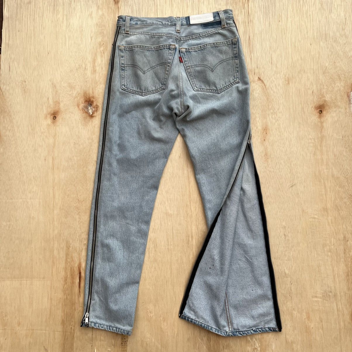 RE/DONE RE / DONE x LEVIS RECONSTRUCTED DENIM WASHED DISTRESSED Size 28" / US 6 / IT 42 - 13 Thumbnail