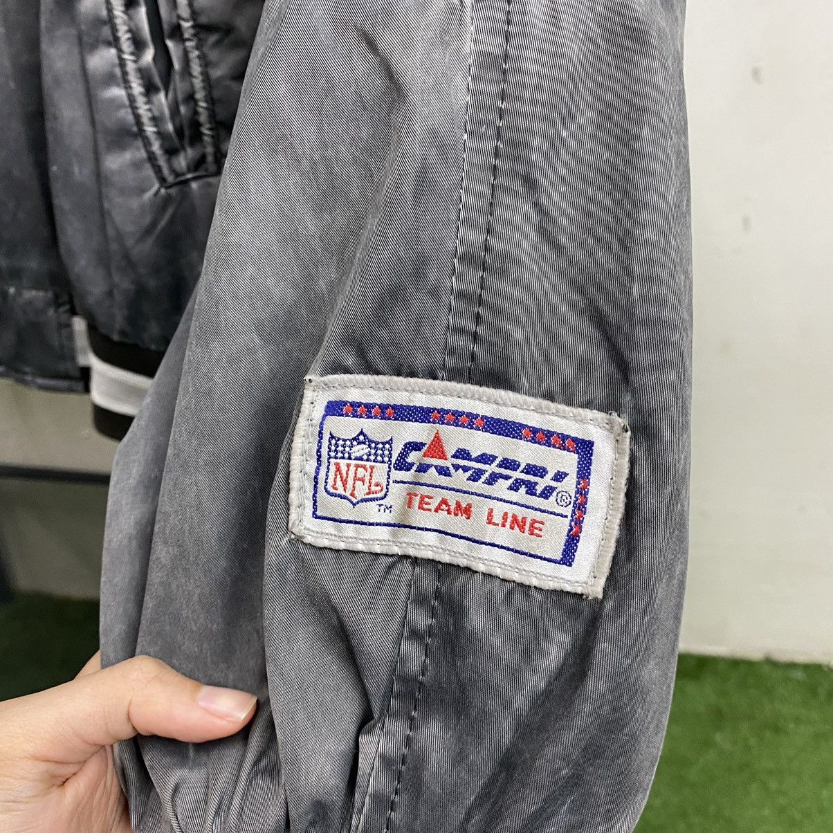 NFL × Vintage Vintage 90’s Raiders Los Angeles NFL Campri Team Line Bomber Size US M / EU 48-50 / 2 - 13 Thumbnail