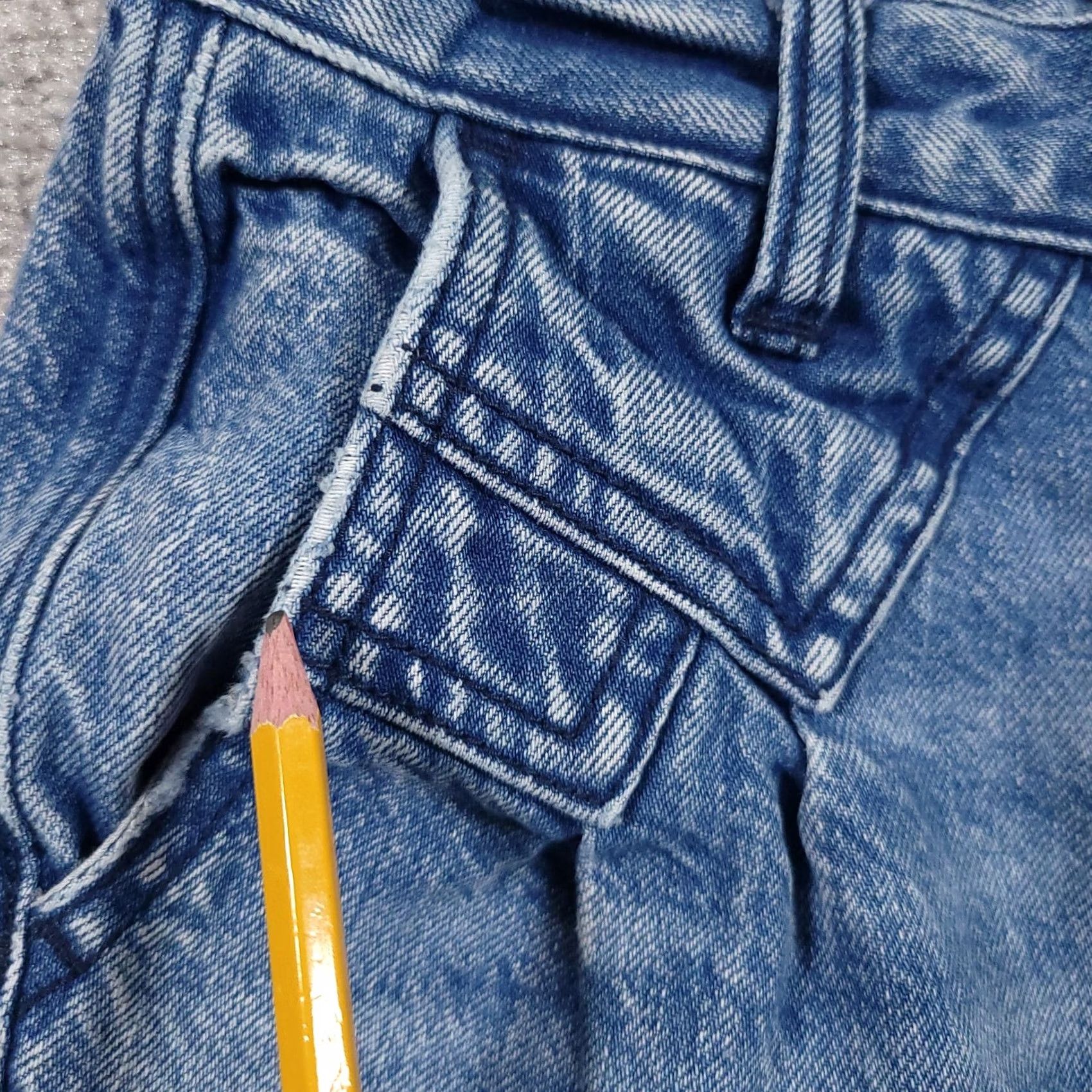 American Eagle Outfitters VINTAGE American Eagle Jeans Women's 00 Short 25X25 Mom Retro Baggy Tapered Leg 90s Y2K Jeans Womens Size 24" / US 00 / IT 34 - 6 Thumbnail