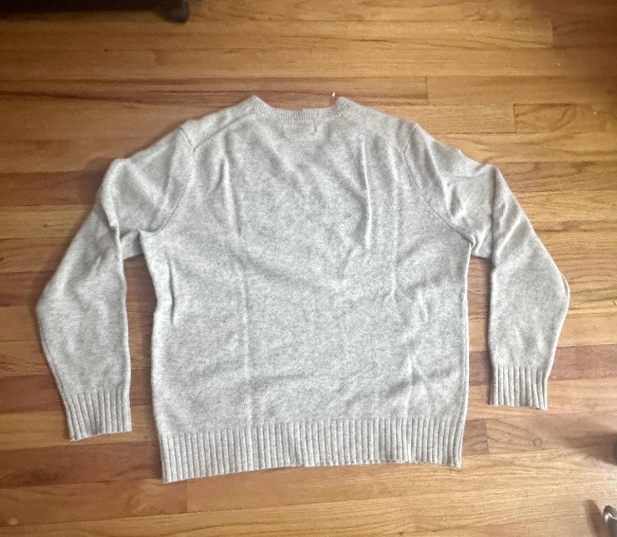 Banana Republic V-Neck Sweater Size US M / EU 48-50 / 2 - 2 Thumbnail