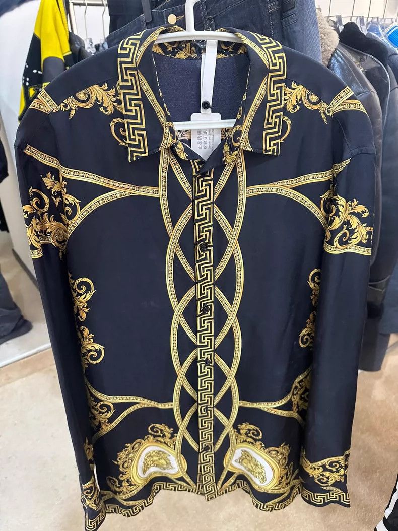 Other Versace Black and gold silk shirt Size US S / EU 44-46 / 1 - 1 Thumbnail