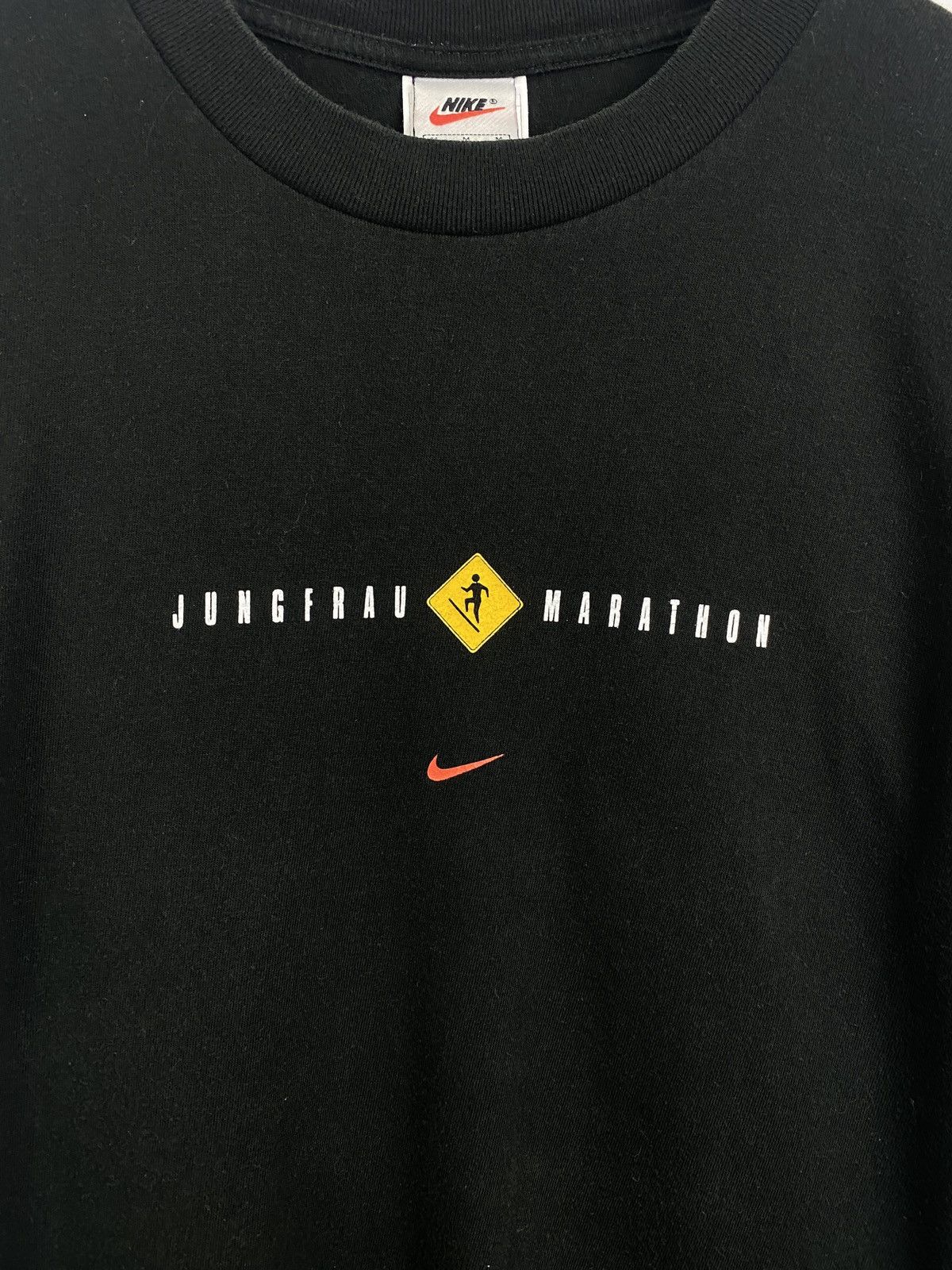 Nike 🇨🇭Vintage 1998 Nike Jungfrau Marathon T-shirt Rare Retro Hype Size US M / EU 48-50 / 2 - 5 Thumbnail