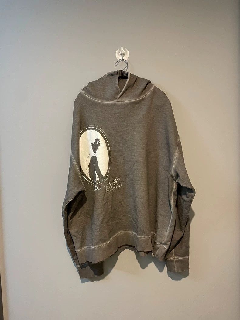 Maison Margiela Maison Margiela Washed gray portrait digital hoodie sweatsh Size US M / EU 48-50 / 2 - 1 Thumbnail