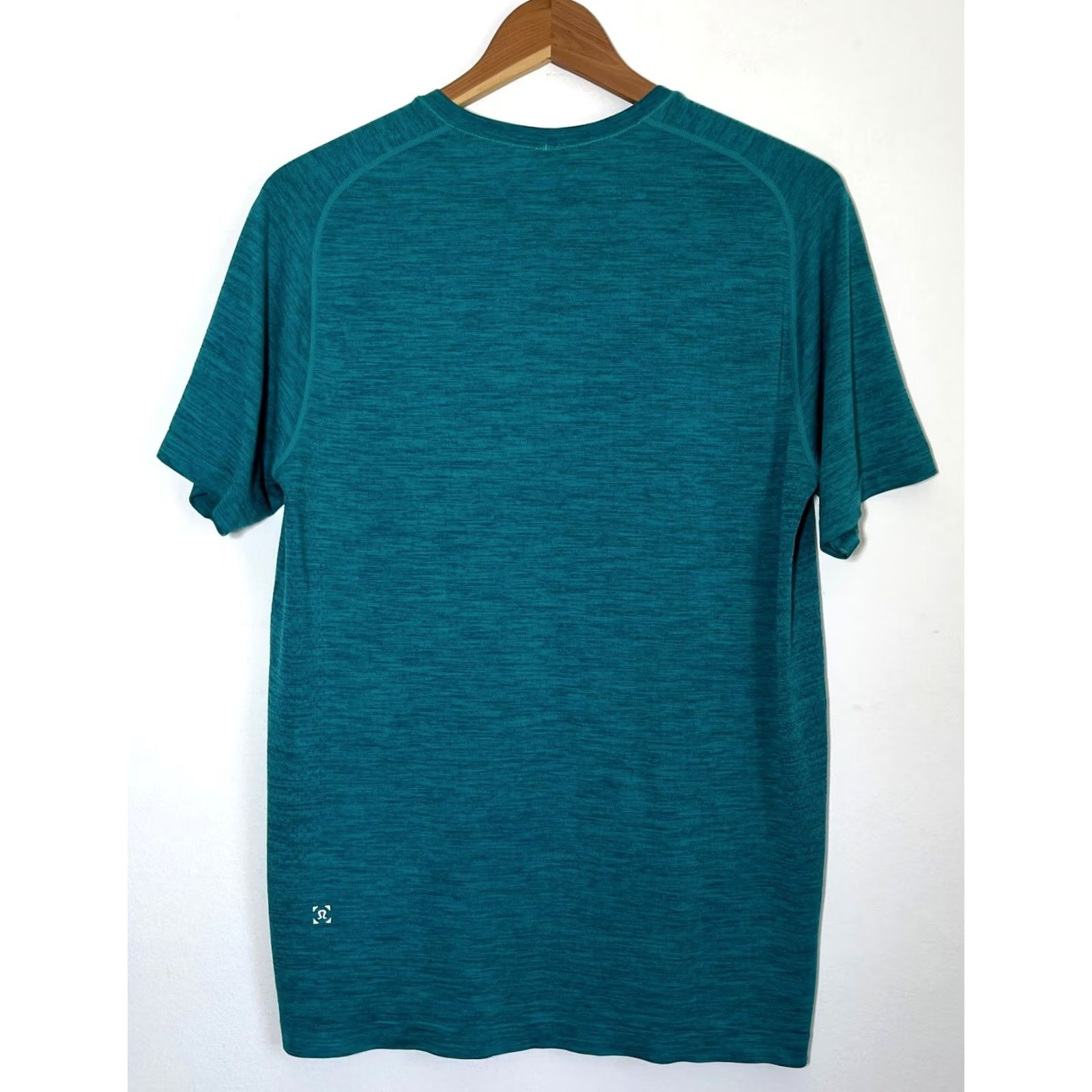 Lululemon Lululemon Metal Vent Tech T-Shirt Activewear Green Men's Sz M Size US L / EU 52-54 / 3 - 2 Thumbnail