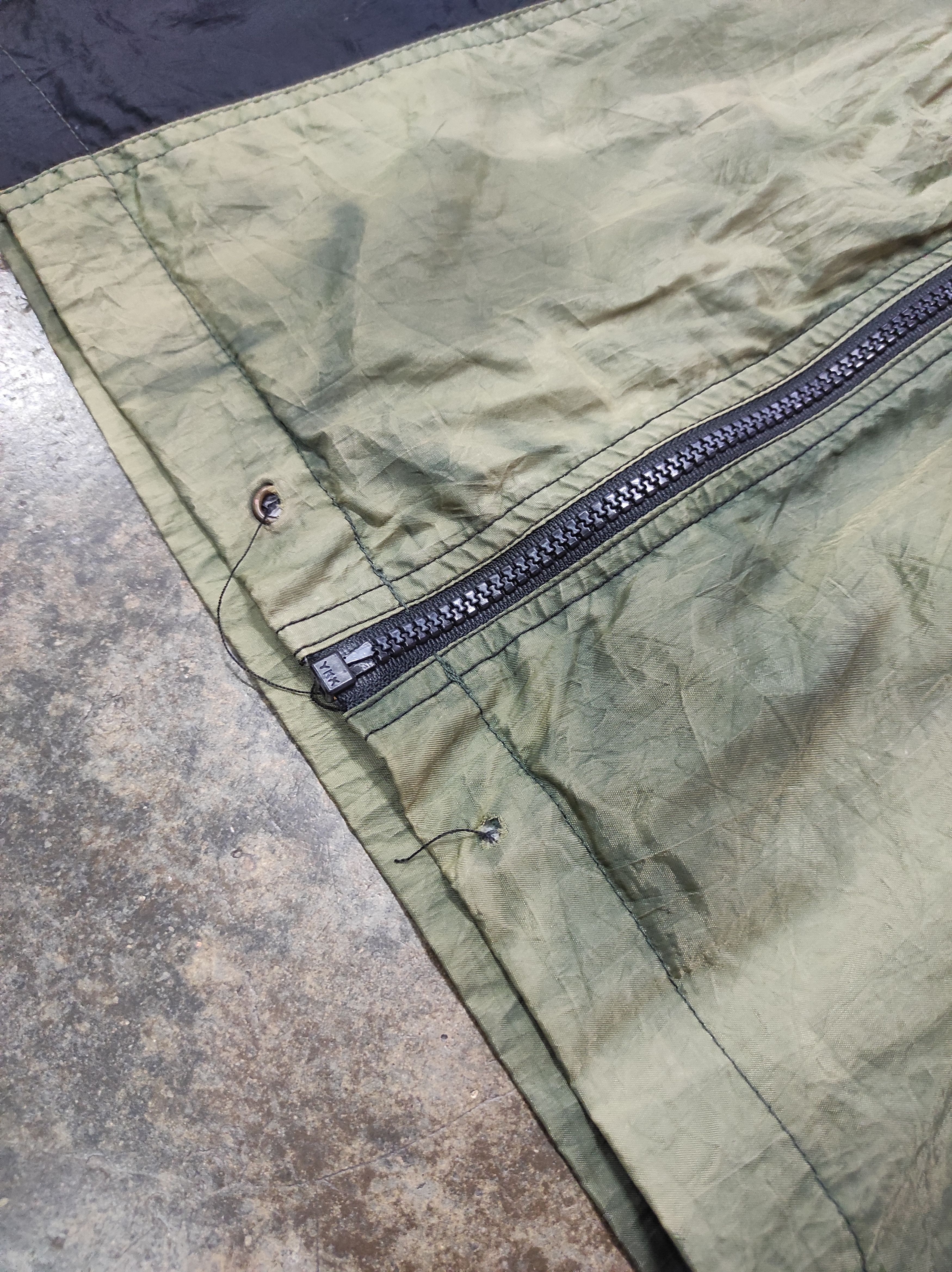 Nike × Vintage NIKE VTG 90'S LIGHT JACKET OVERSIZED SUN FADED Size US L / EU 52-54 / 3 - 5 Thumbnail