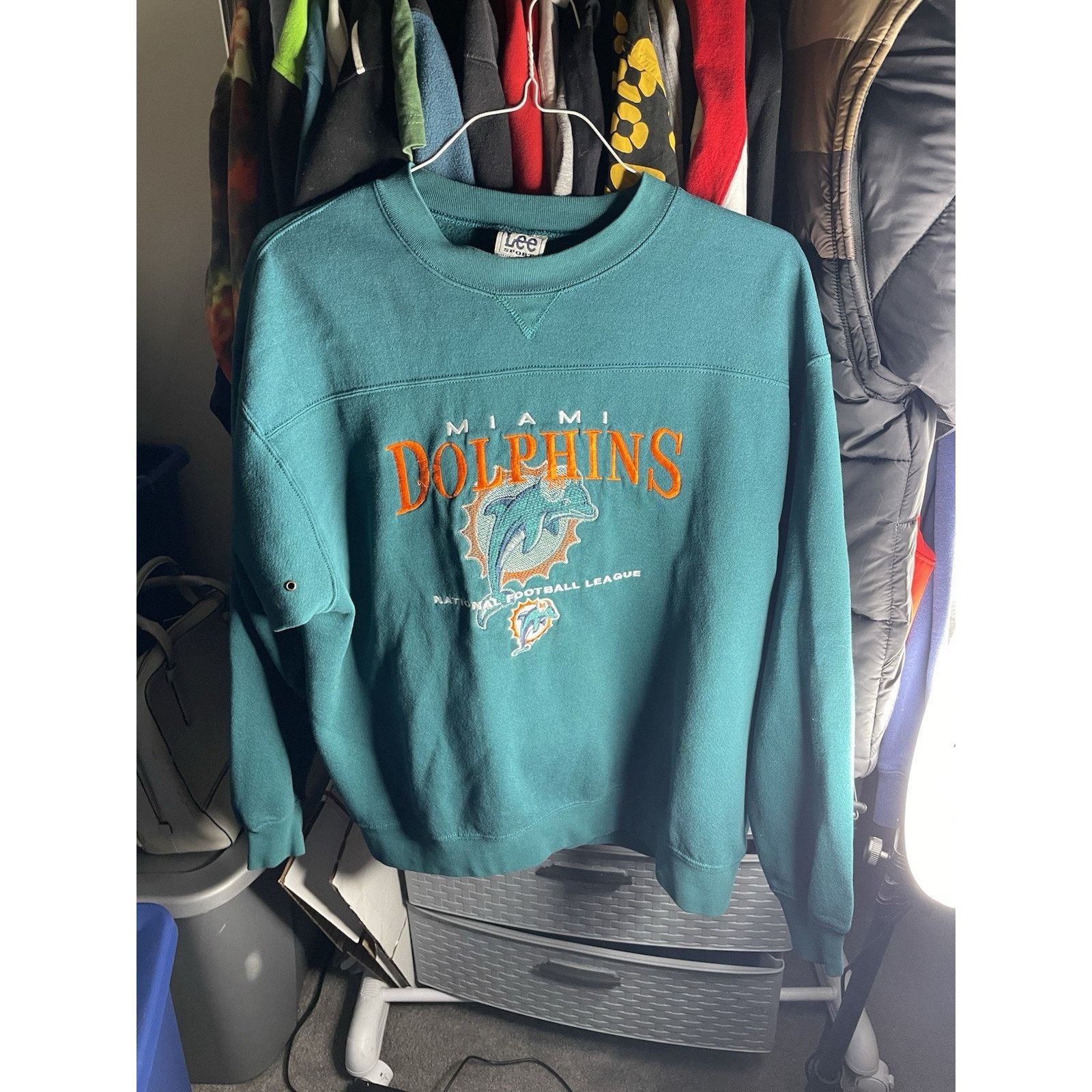 Lee Size L- VTG Lee Sport Miami Dolphins NFL Crewneck Sweater Size US L / EU 52-54 / 3 - 1 Thumbnail