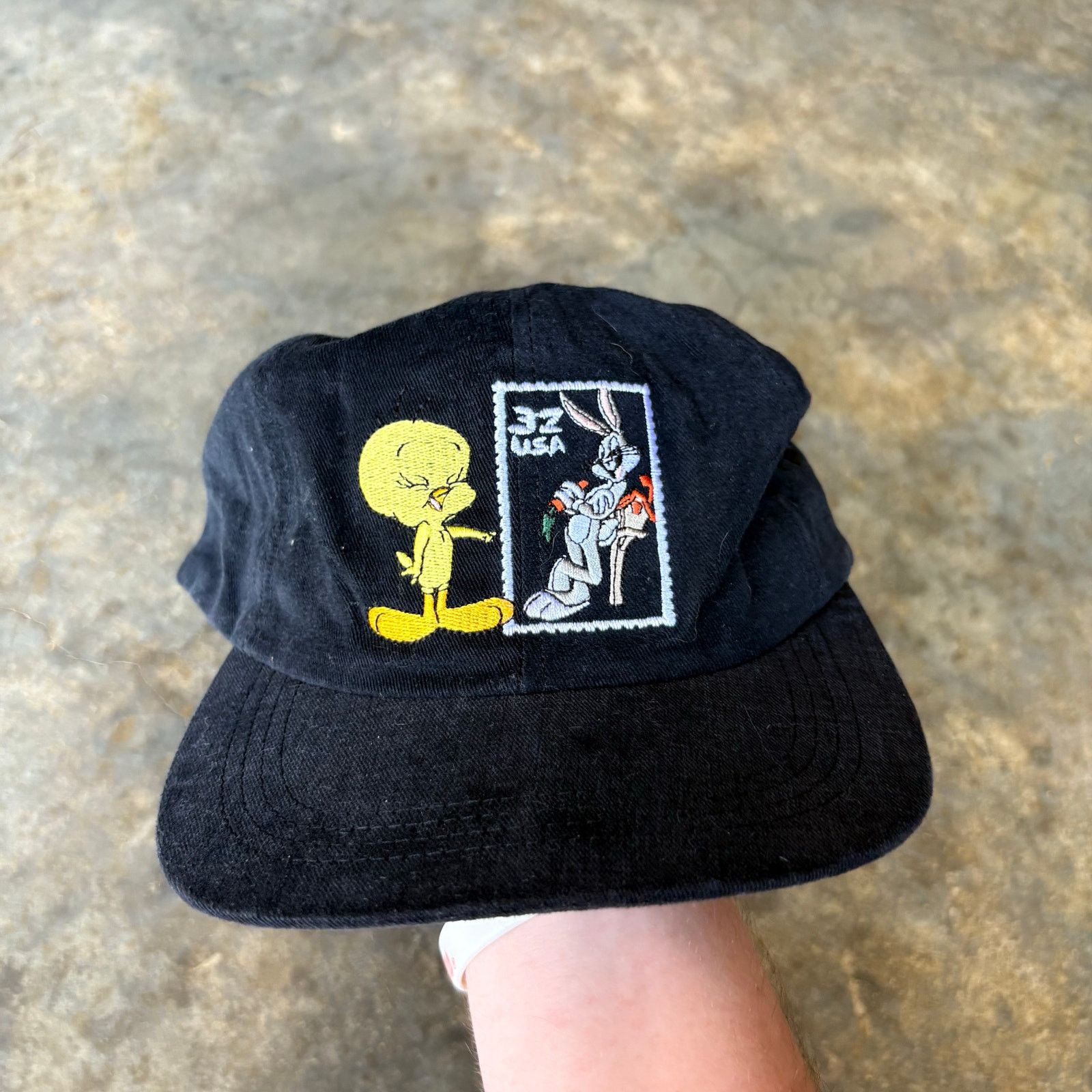 Vintage Cool Vintage Looney Toons Stamp Collection Snapback Size ONE SIZE - 1 Thumbnail