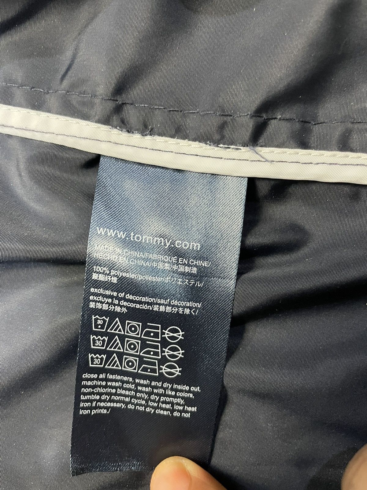 Tommy Hilfiger Rare🔥 Tommy Hilfiger Raincoat Size US M / EU 48-50 / 2 - 10 Thumbnail