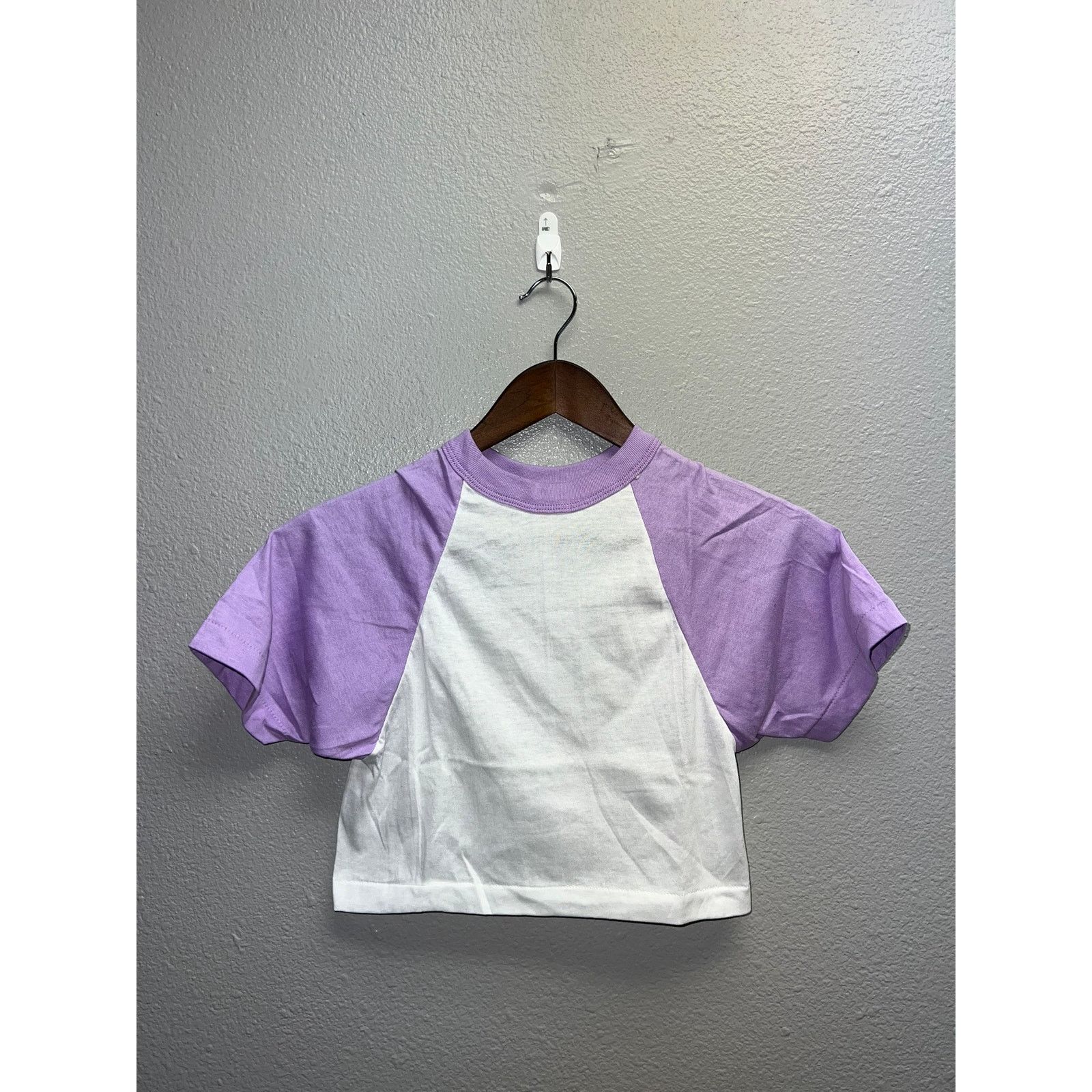 Jerzees 80s Women's Sportswear White Purple Crop Top Shirt Women XS Size XS / US 0-2 / IT 36-38 - 1 Thumbnail