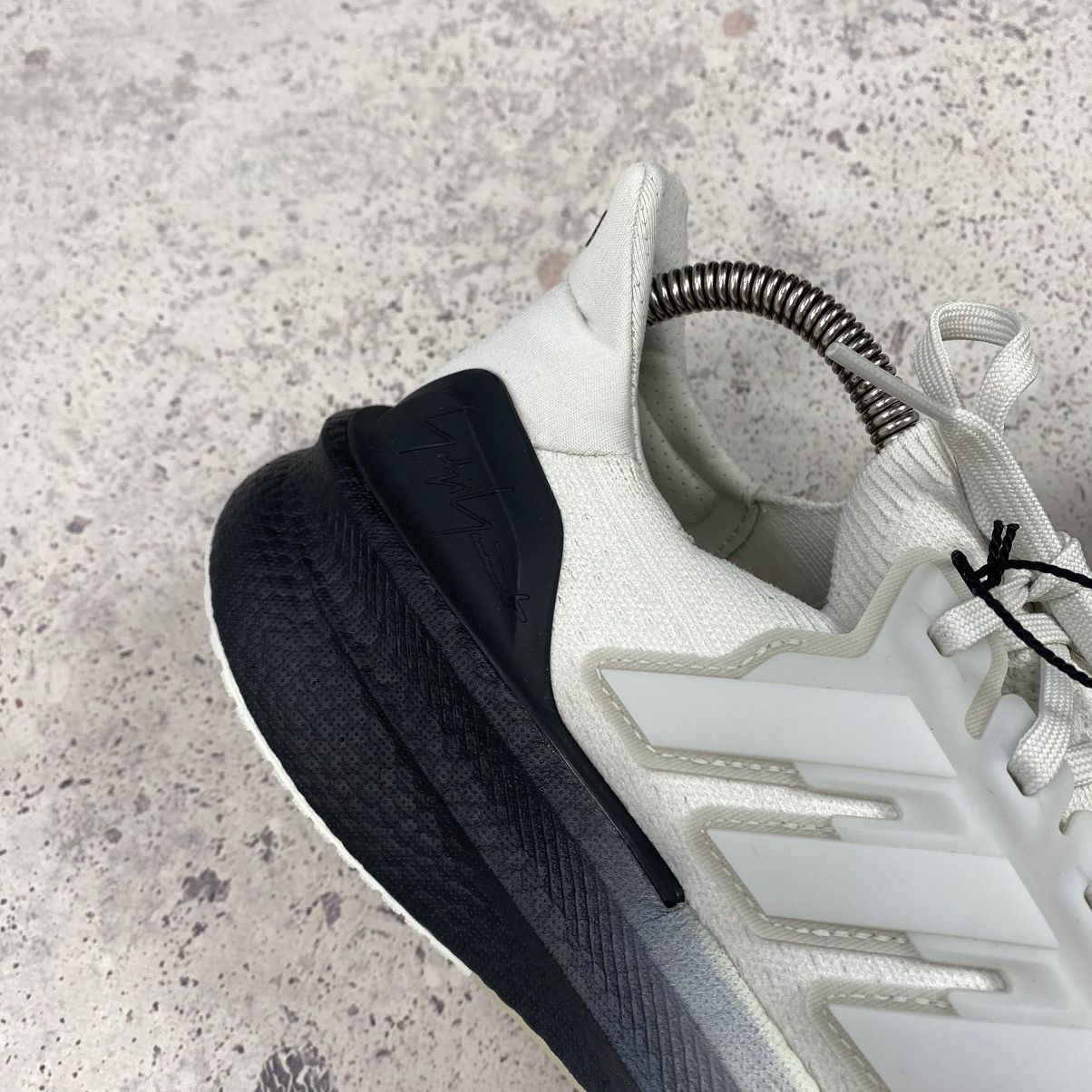 Y-3 ADIDAS Y-3 UltraBOOST 5 Yohji Yamamoto Grey/Black - JR6648 Size US 6 / EU 39 - 8 Thumbnail