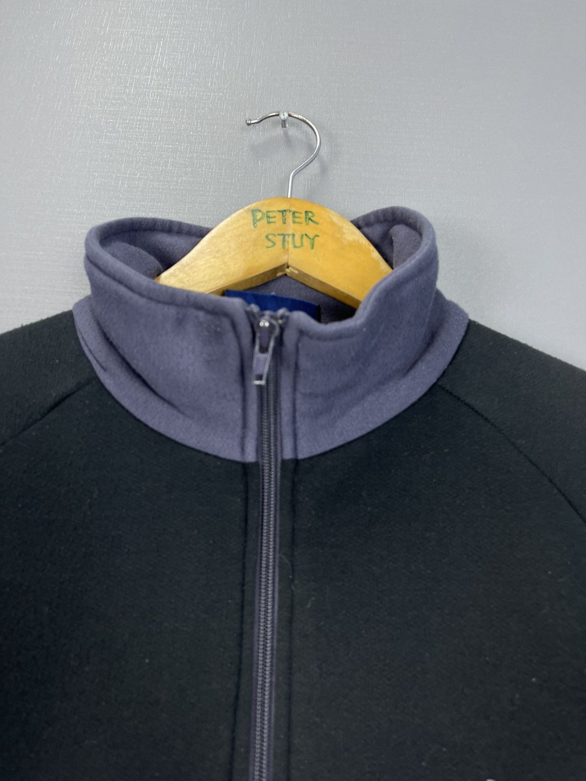 Nike Vintage 80s Nike Sweater Size US L / EU 52-54 / 3 - 6 Thumbnail