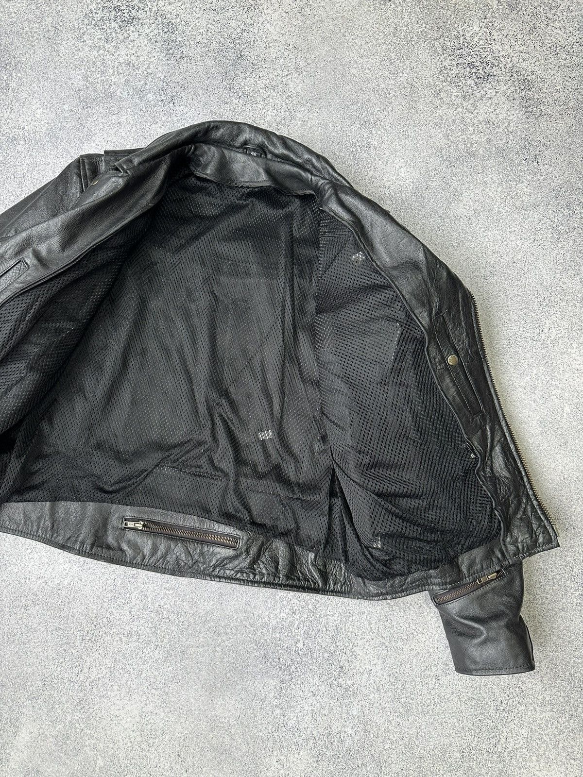 Genuine Leather × Vintage Vintage Genuine Leather Biker Motorcycle Heavy Jacket 90s Size US M / EU 48-50 / 2 - 7 Thumbnail